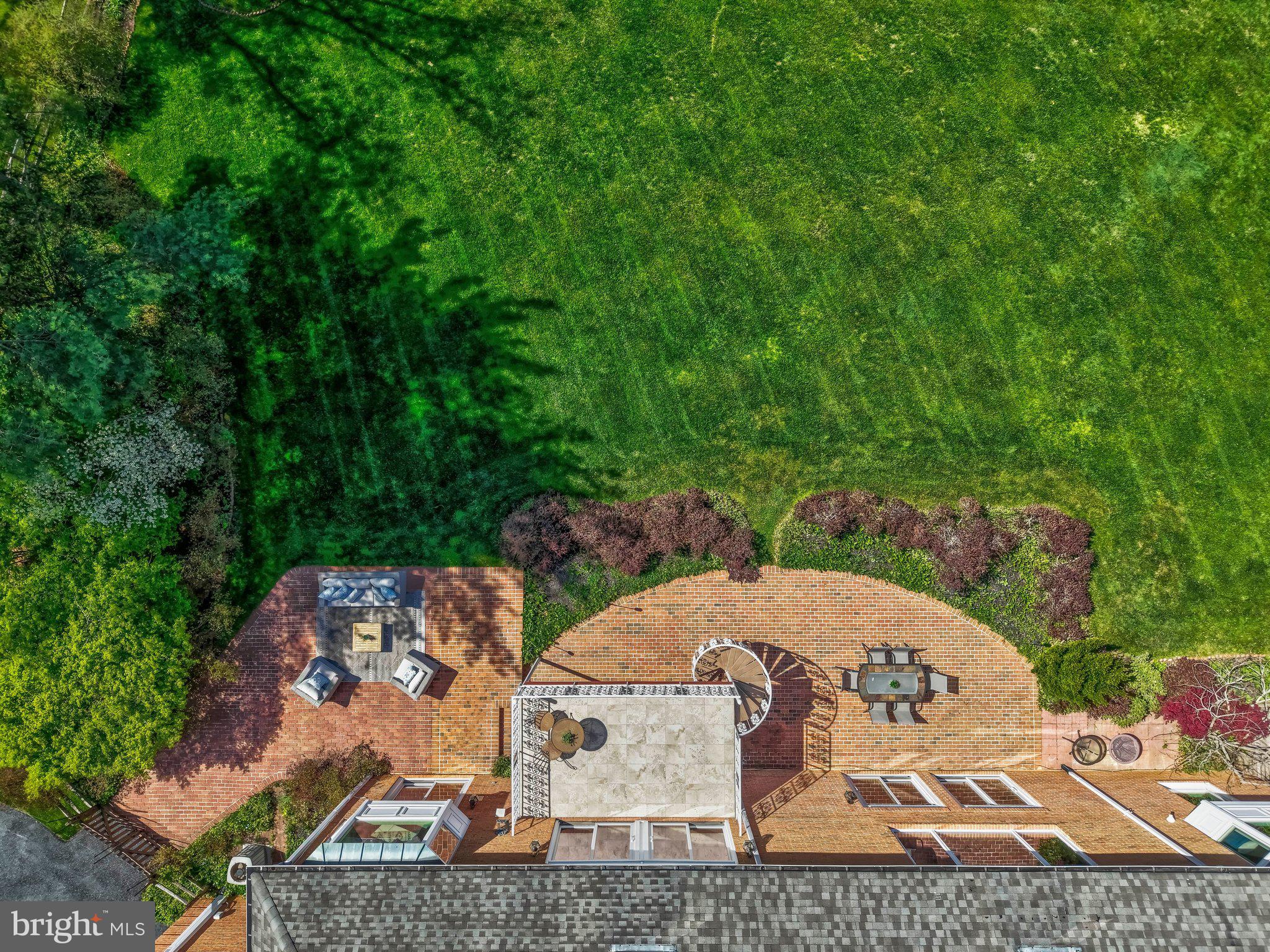 FOX LAKE - Residential