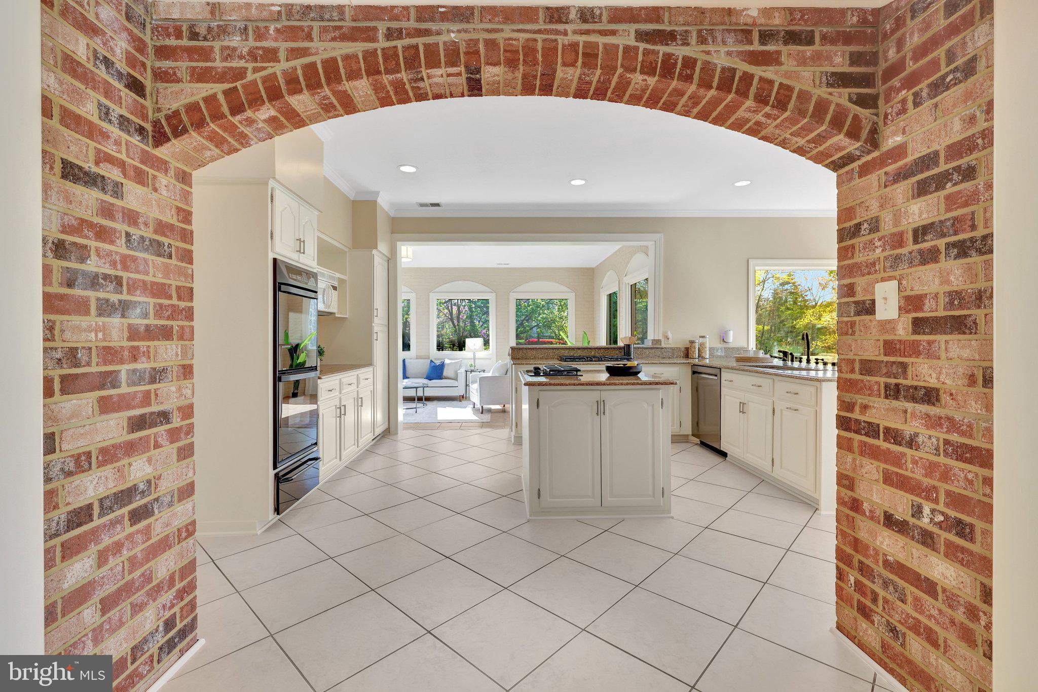 FOX LAKE - Residential