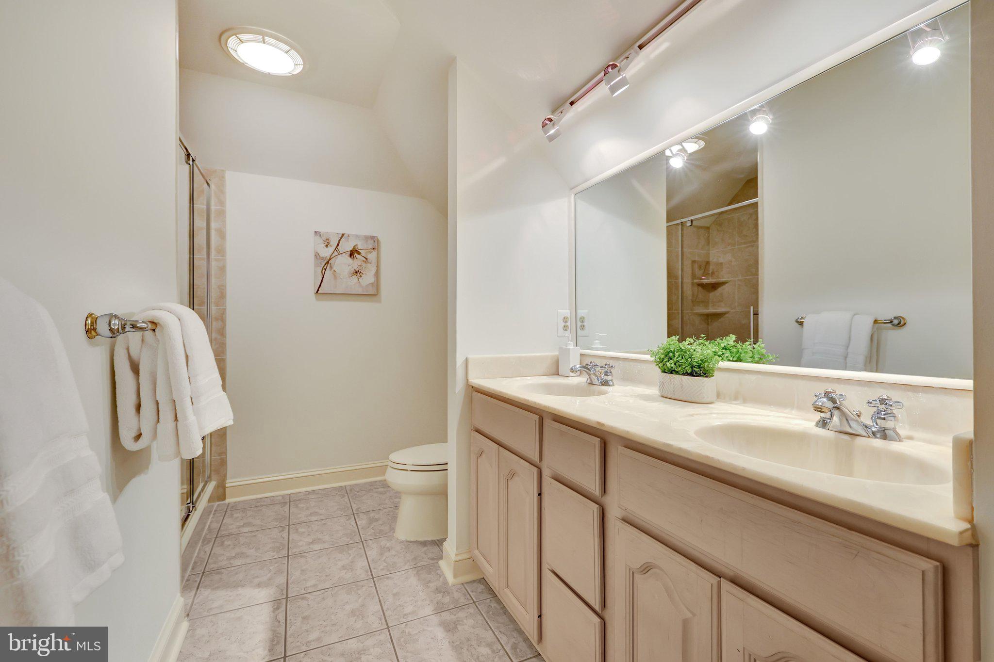 FOX LAKE - Residential