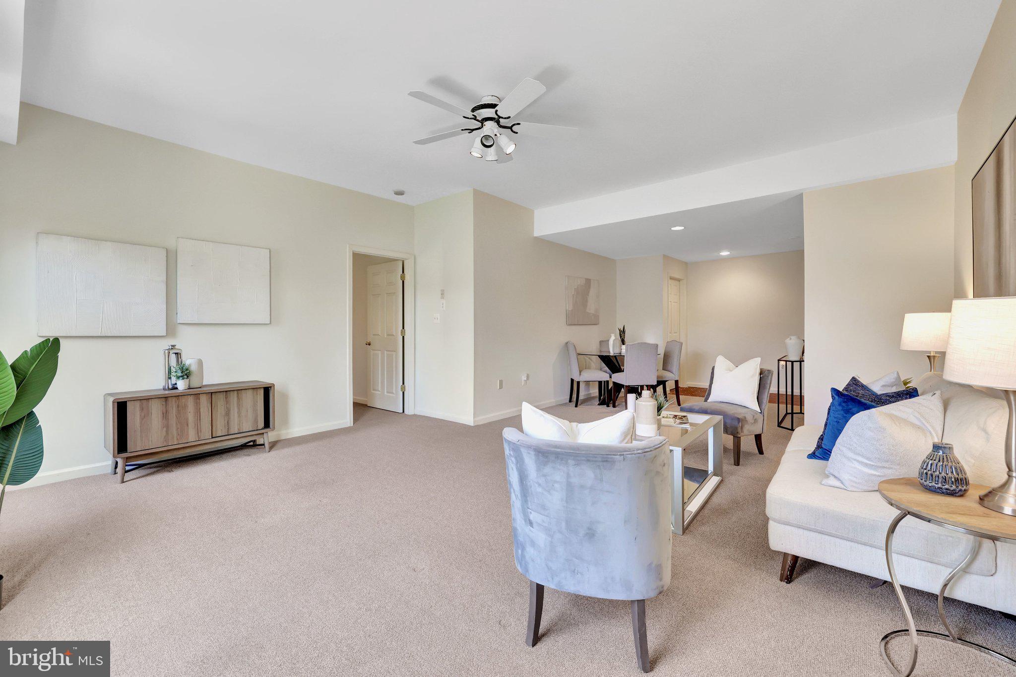 FOX LAKE - Residential