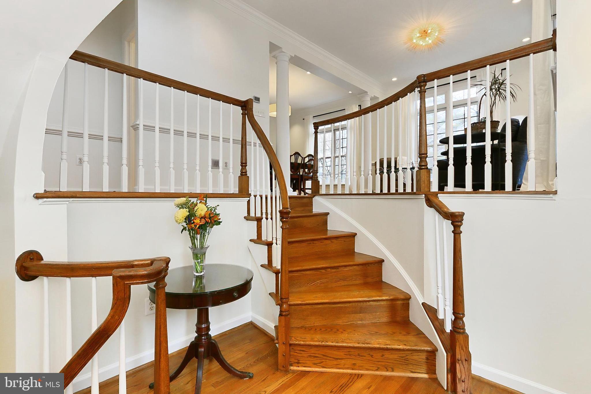 REES ESTATE - Residential