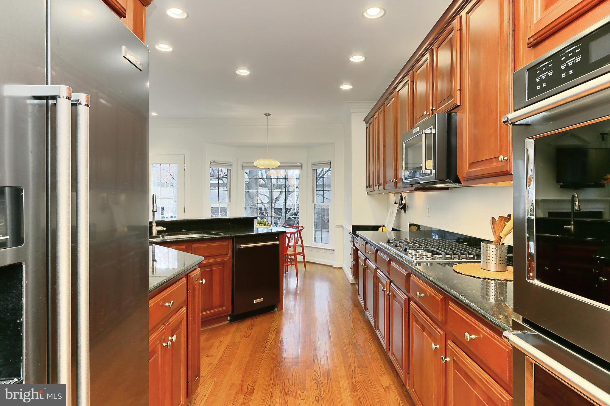 REES ESTATE - Residential