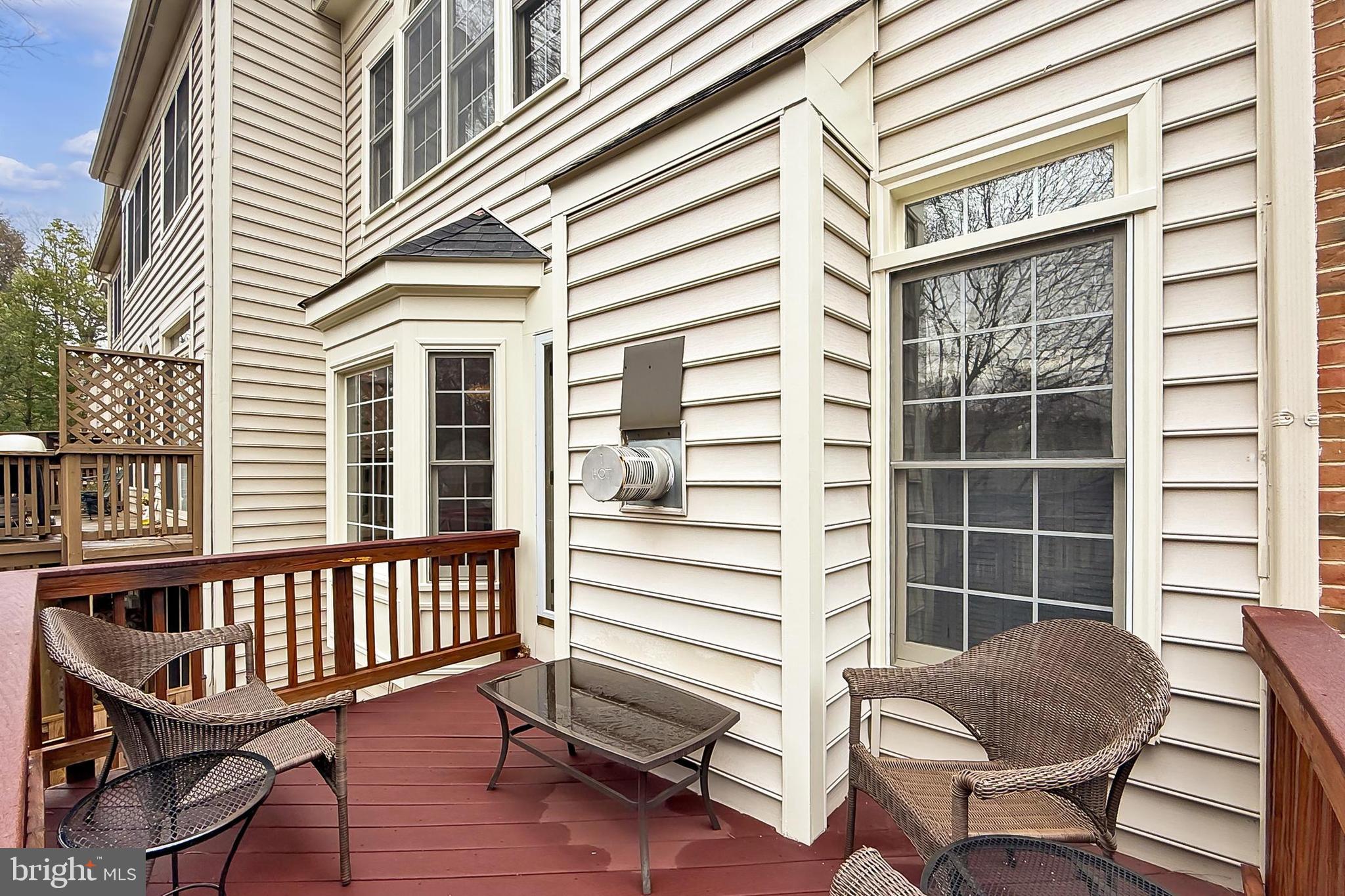 REES ESTATE - Residential