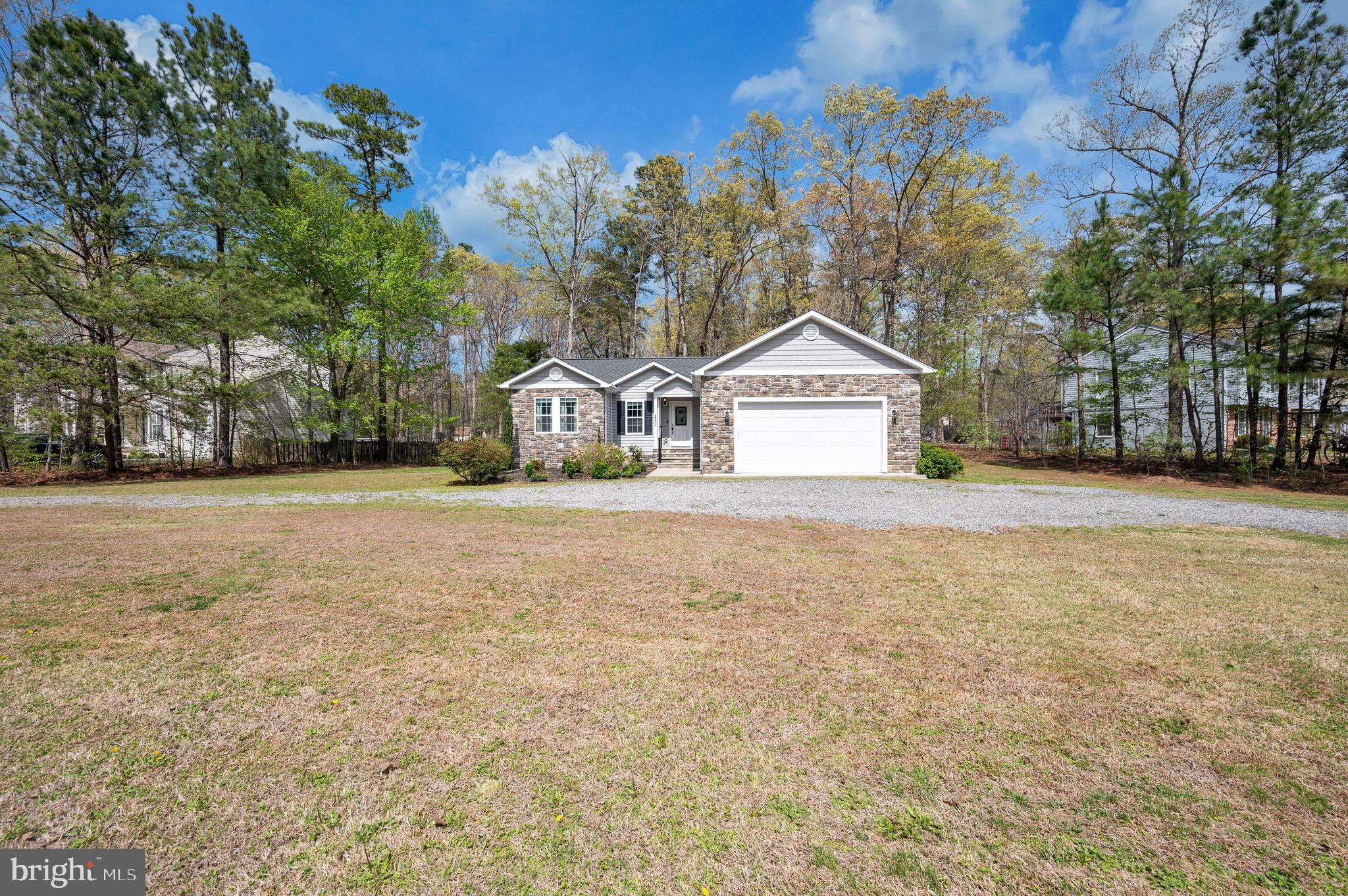 LAKE LAND OR - Residential