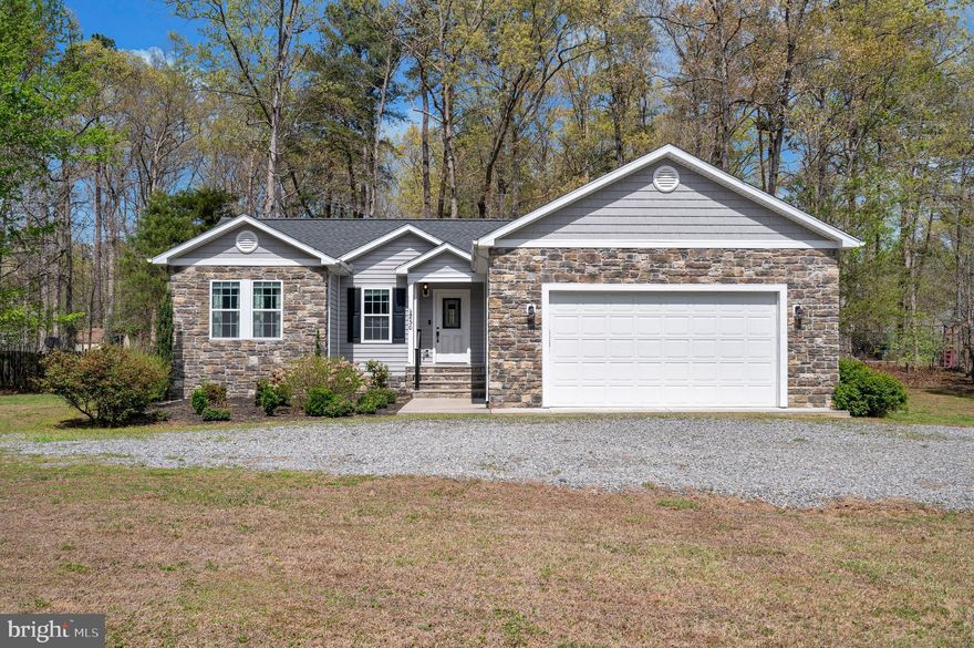 OPEN HOUSE: April 11th (12pm-2pm)
Welcome to 250 Somerset Dr in the sought-after, amenity-filled Lake Land Or community. Built in 2019, this beautiful ranch-style home offers 3 bedrooms, 2 full baths, and comfortable one-level living with modern finishes throughout.

The stone front adds curb appeal, while the interior features granite countertops, upgraded cabinets, black stainless steel appliances, and a layout that is both functional and inviting. A dedicated laundry room and attached garage add to the home’s everyday convenience.

Set on a spacious 0.75-acre lot, the backyard is ready for enjoyment with stamped concrete and a built-in firepit, making it the perfect place to entertain or unwind. With a newer build, desirable upgrades, and access to Lake Land Or’s wonderful amenities, this home offers the ideal blend of comfort, style, and community living.