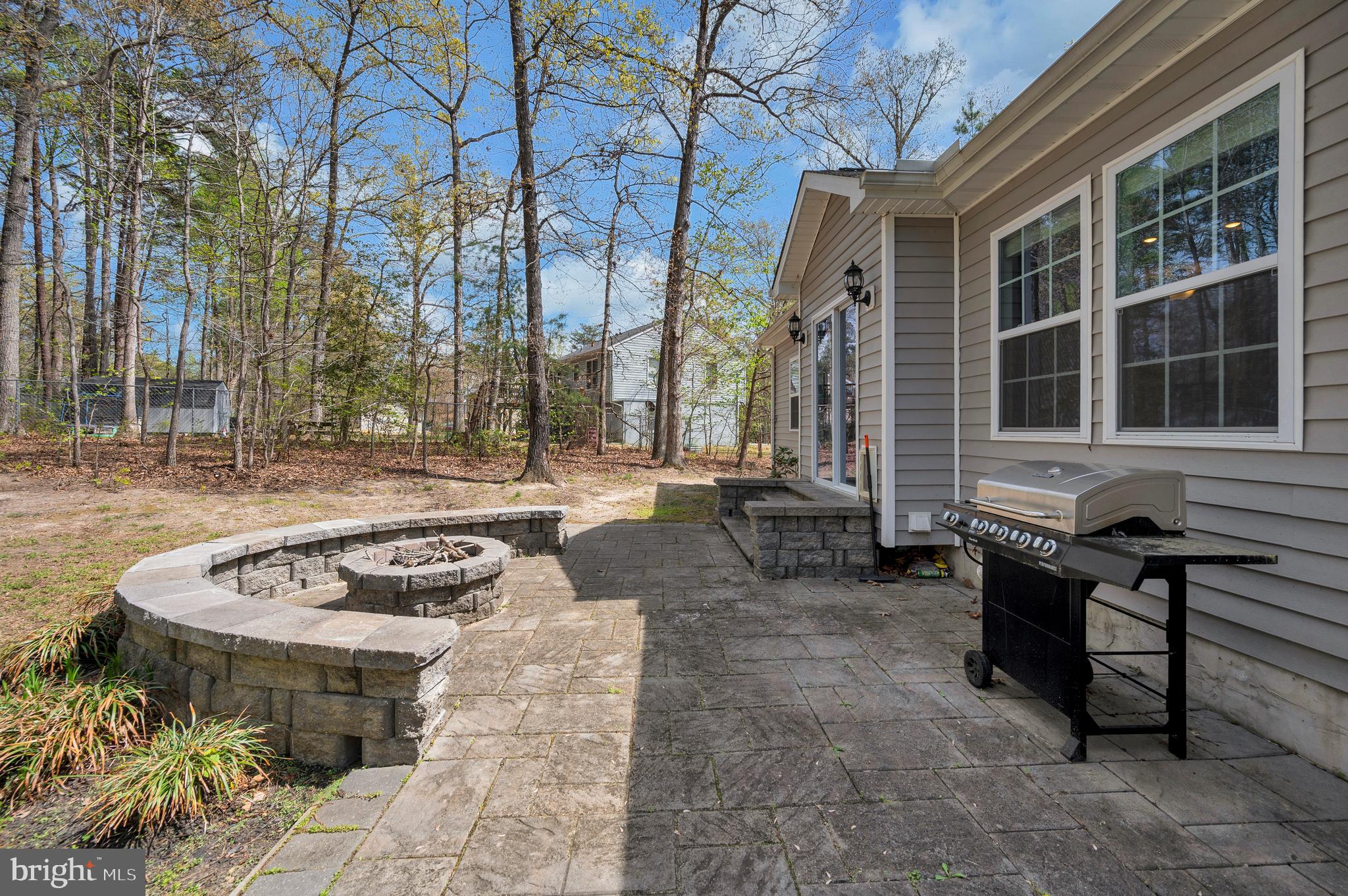 LAKE LAND OR - Residential