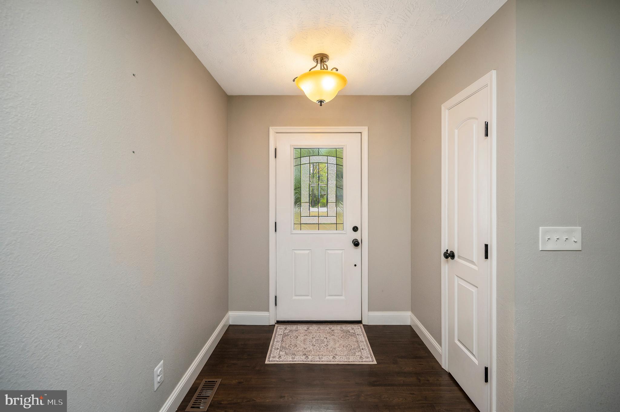 LAKE LAND OR - Residential