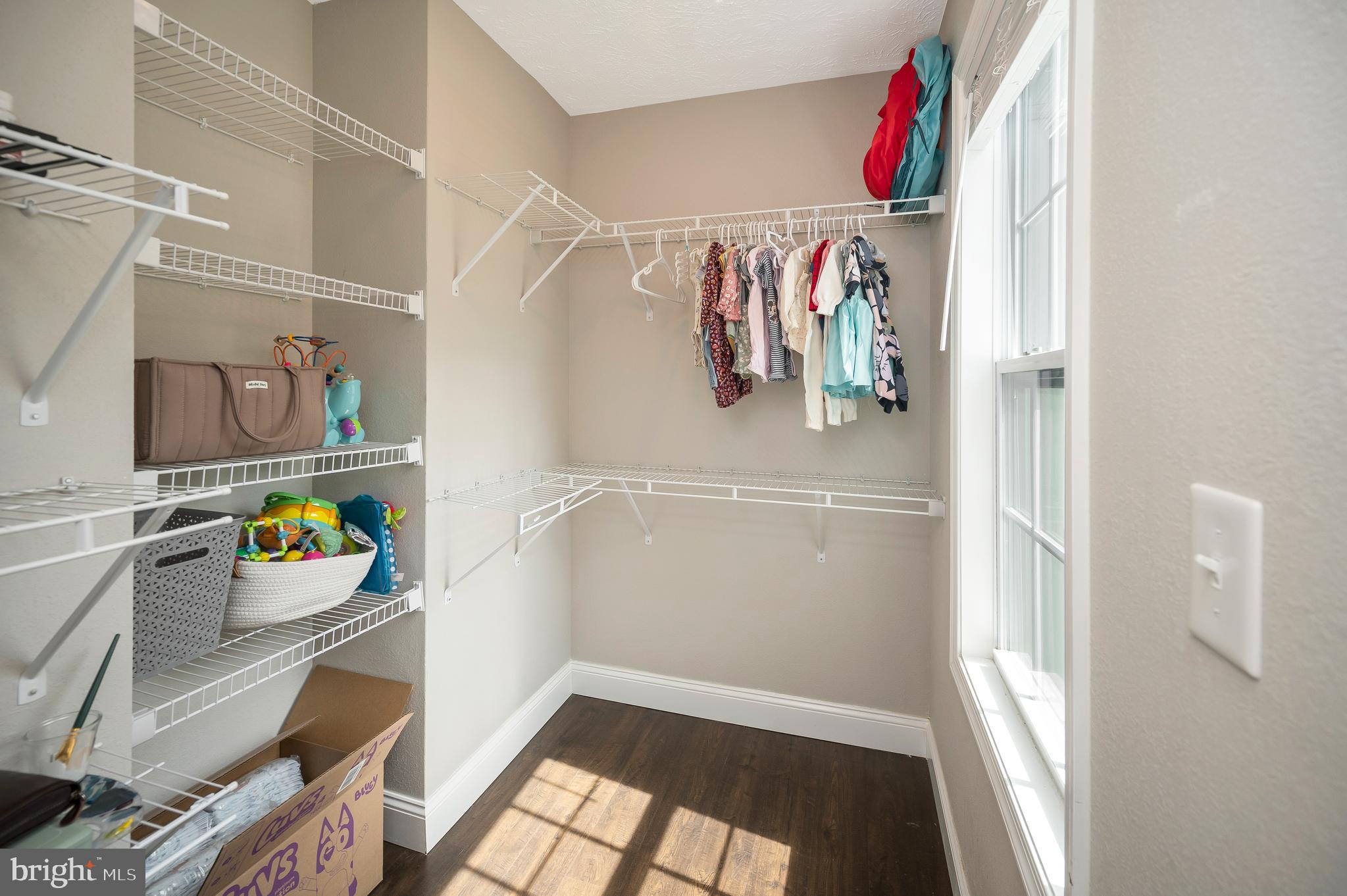 LAKE LAND OR - Residential