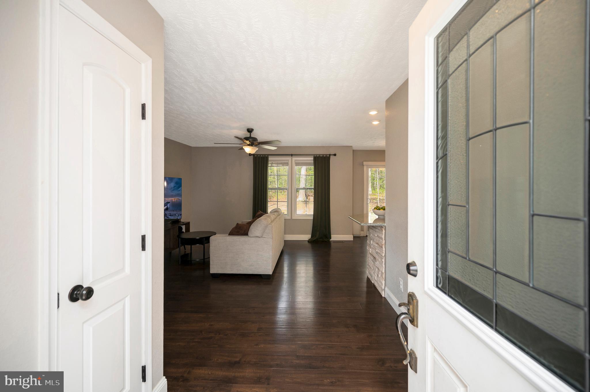 LAKE LAND OR - Residential