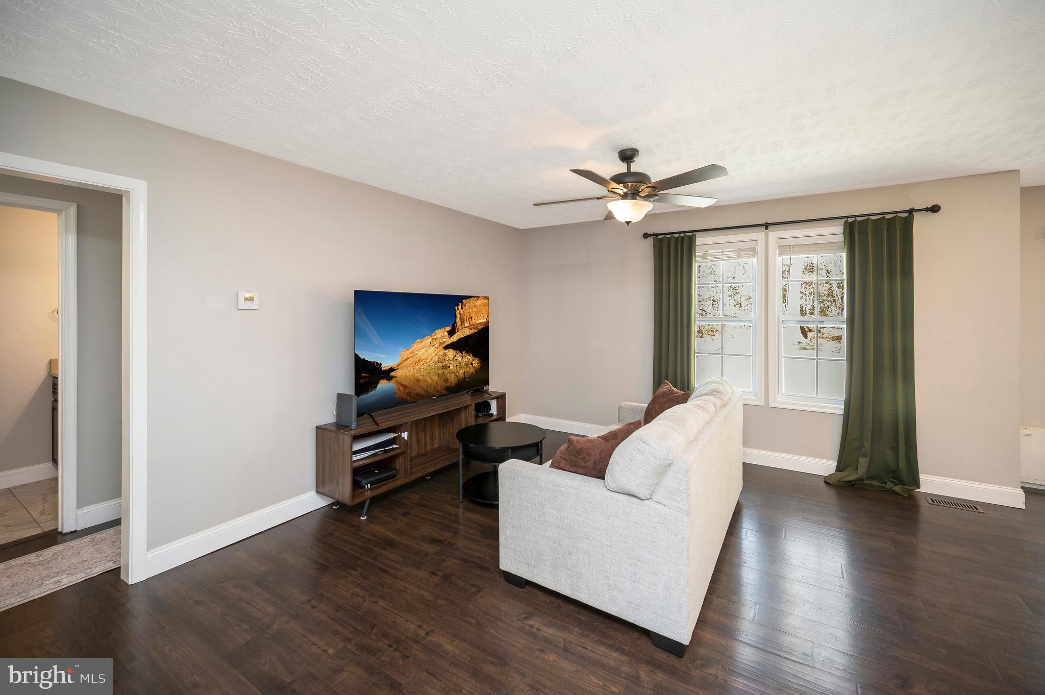 LAKE LAND OR - Residential