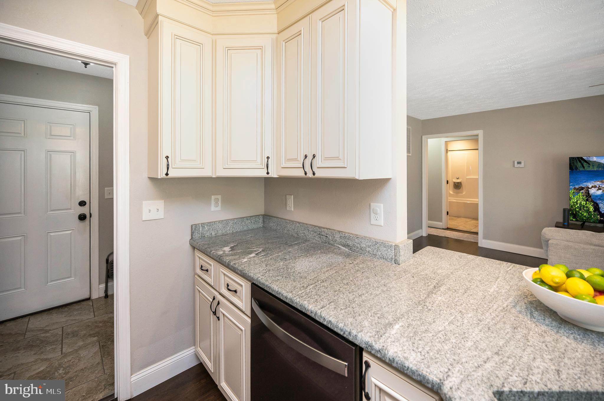 LAKE LAND OR - Residential