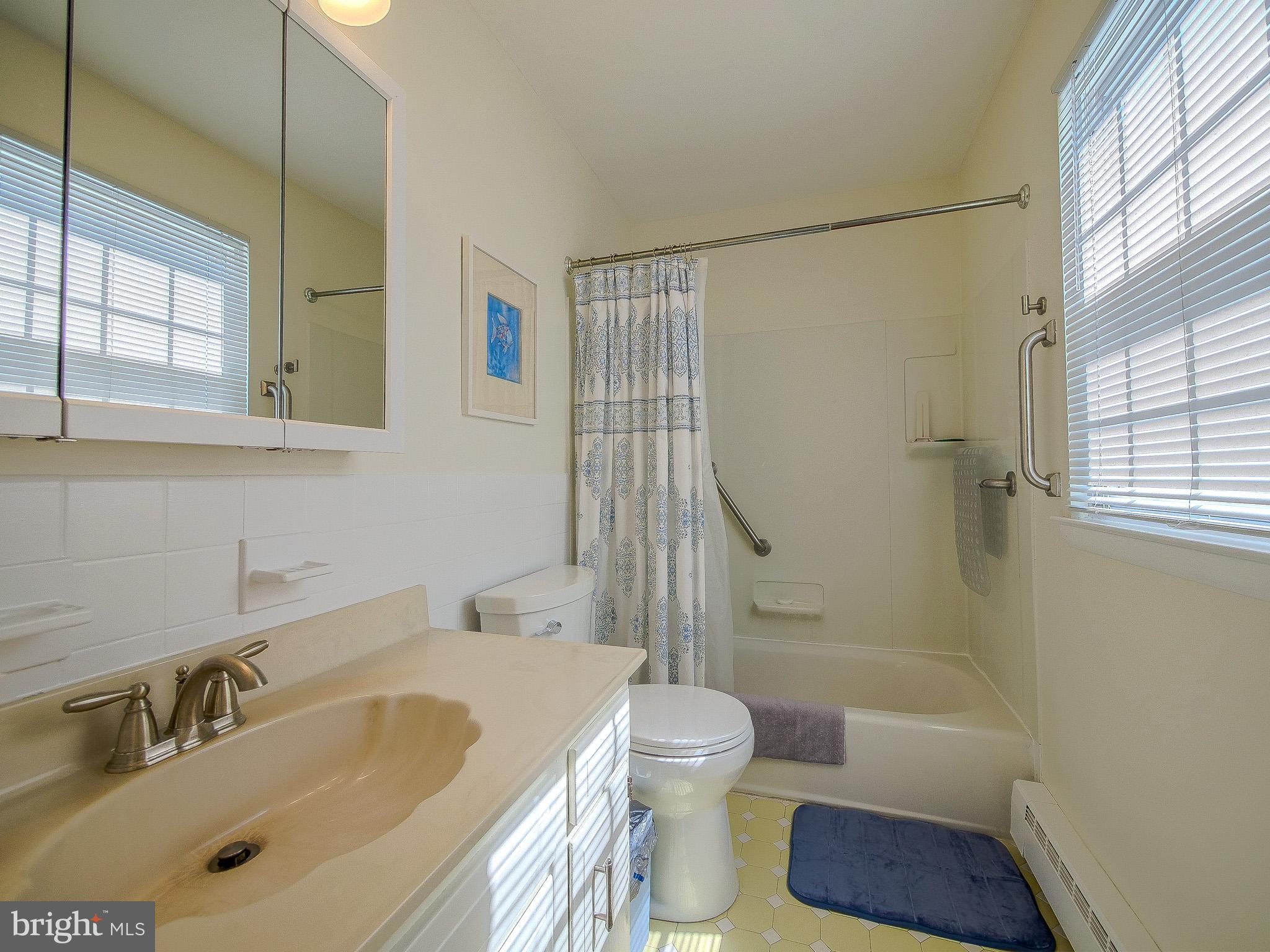 CHERRY TREE WOODS - Residential