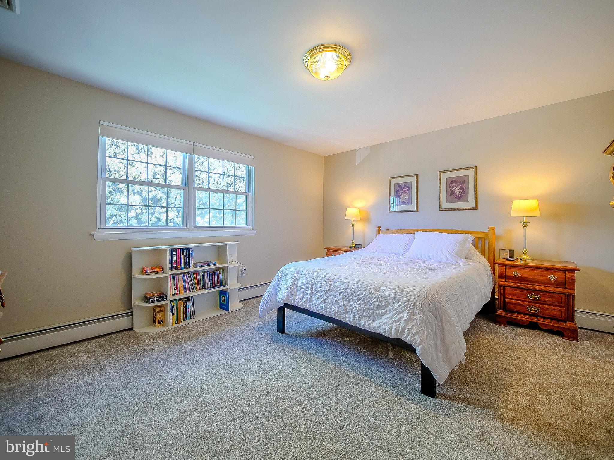 CHERRY TREE WOODS - Residential