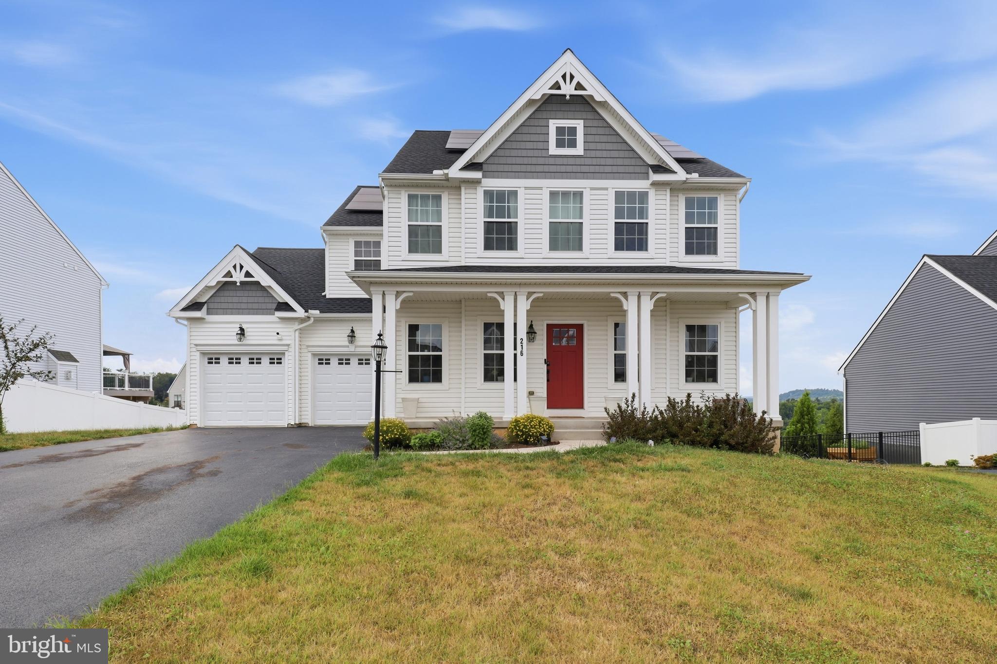 216 HOLLYHOCK DRIVE