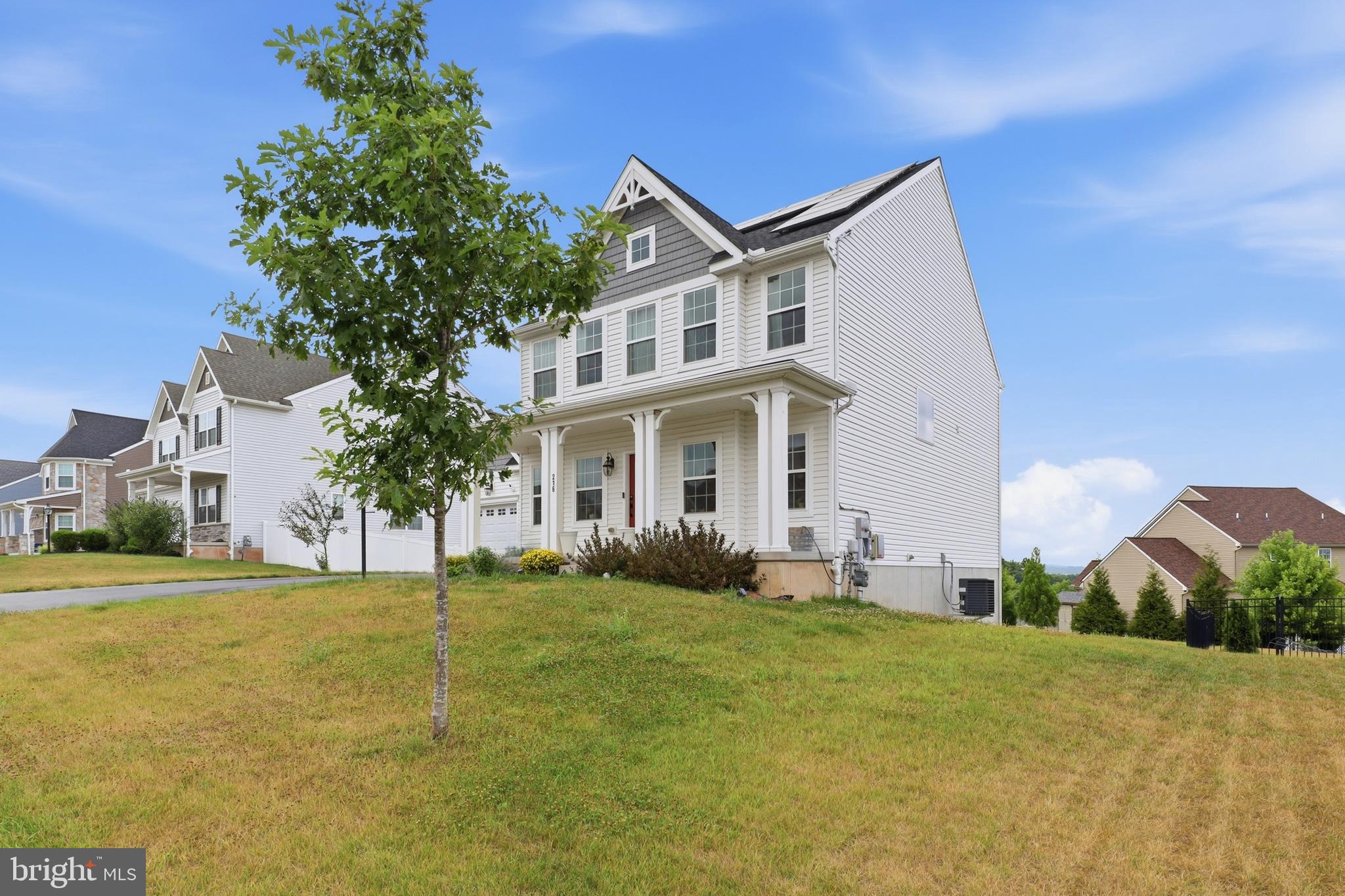 216 HOLLYHOCK DRIVE
