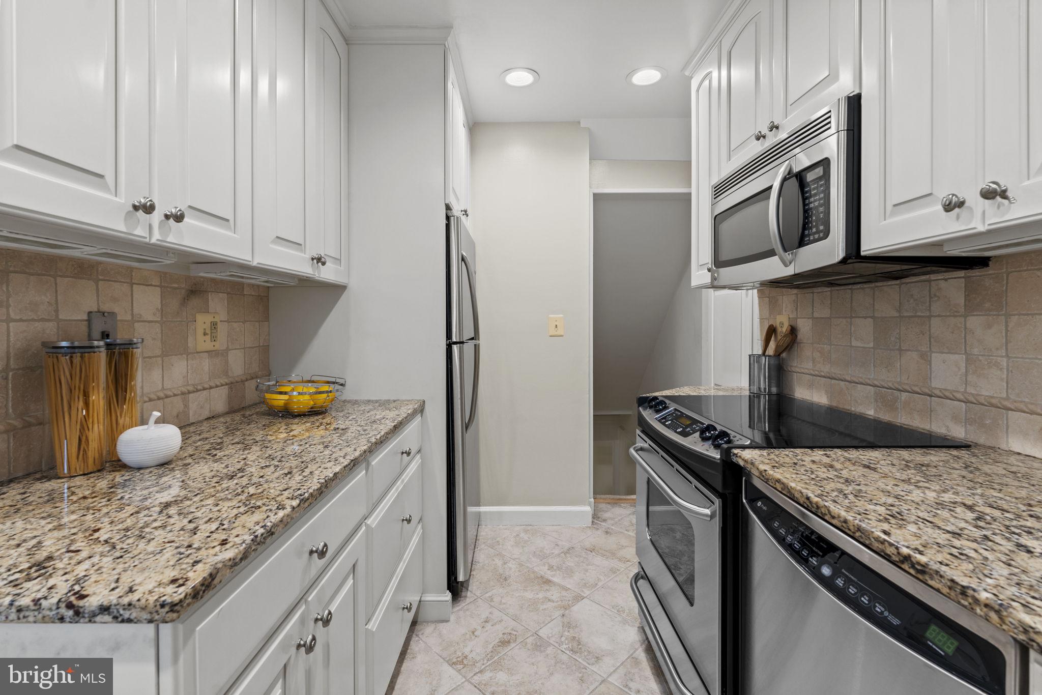 FAIRLINGTON MEWS - Residential