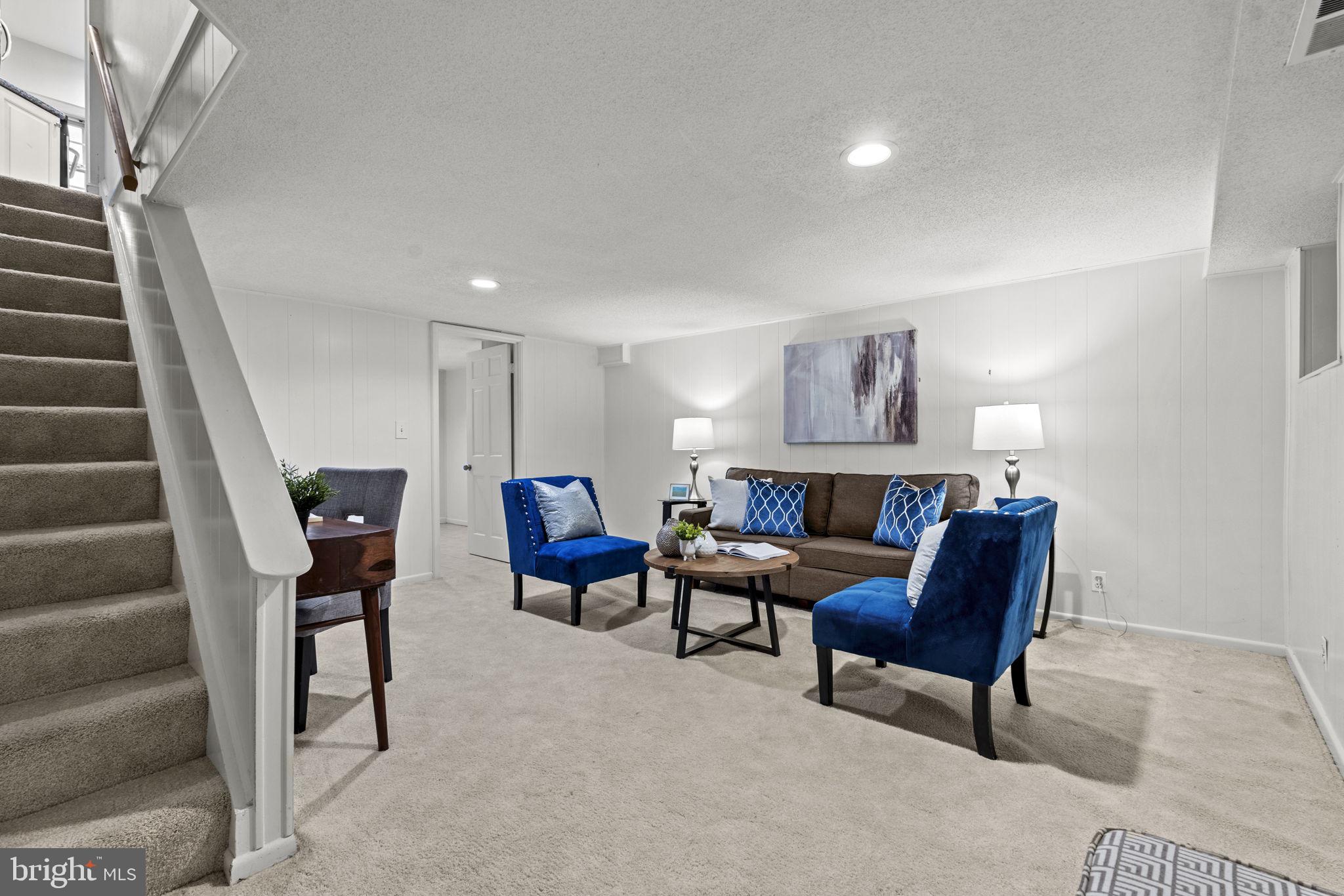 FAIRLINGTON MEWS - Residential