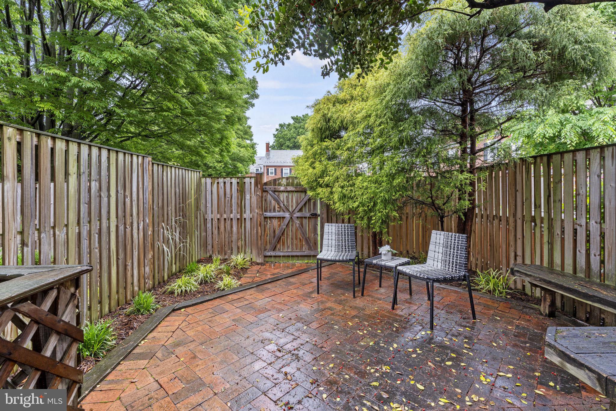 FAIRLINGTON MEWS - Residential