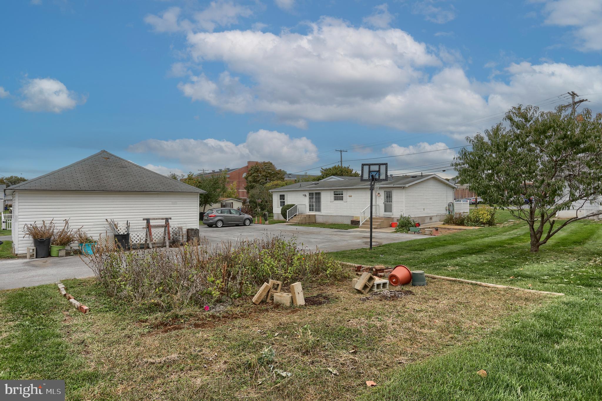 PALMYRA BOROUGH - Residential