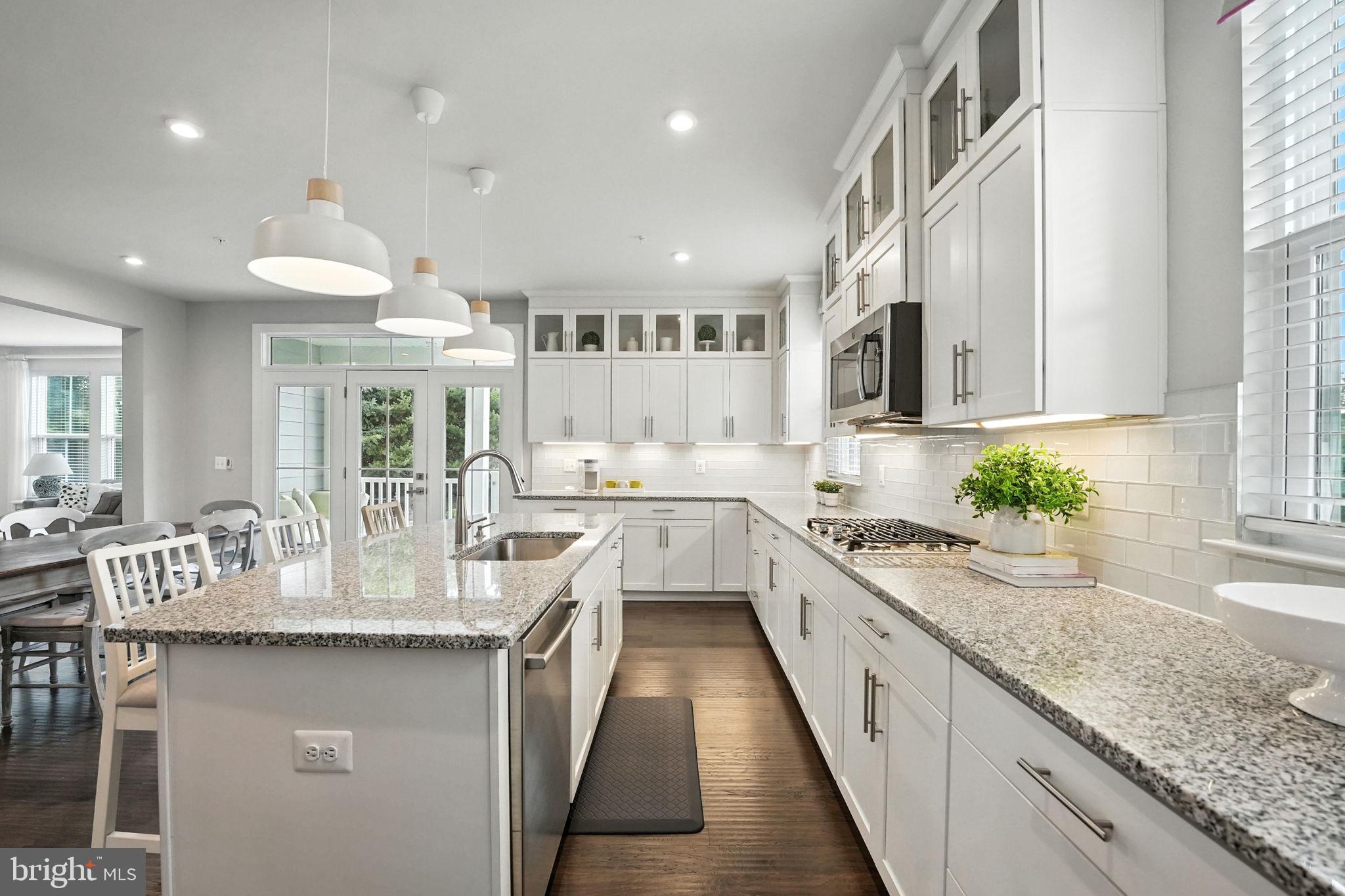 POTOMAC SHORES - Residential