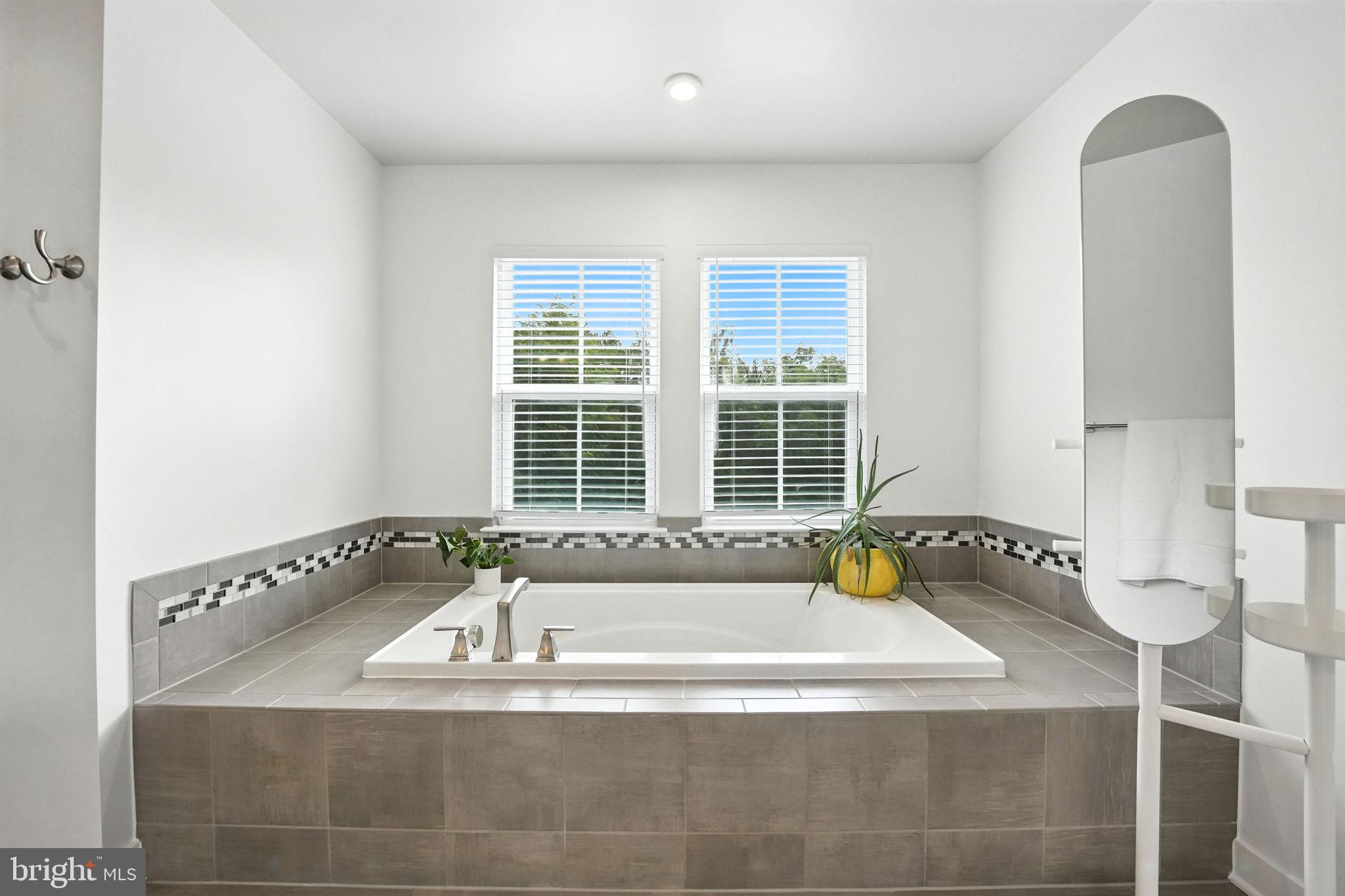 POTOMAC SHORES - Residential