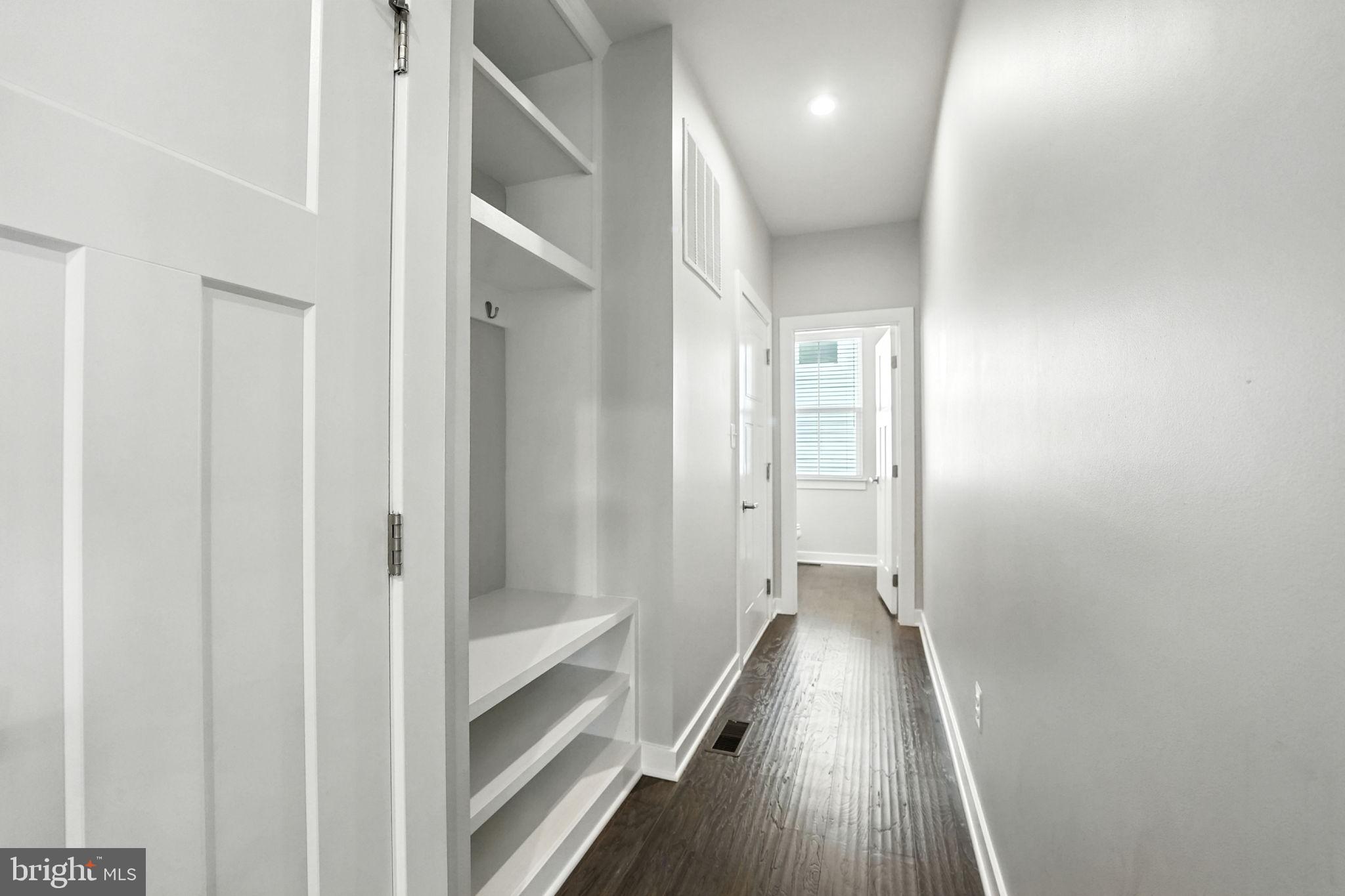 POTOMAC SHORES - Residential