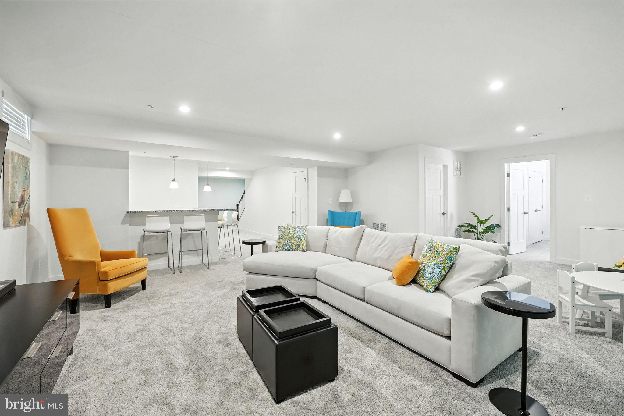 POTOMAC SHORES - Residential