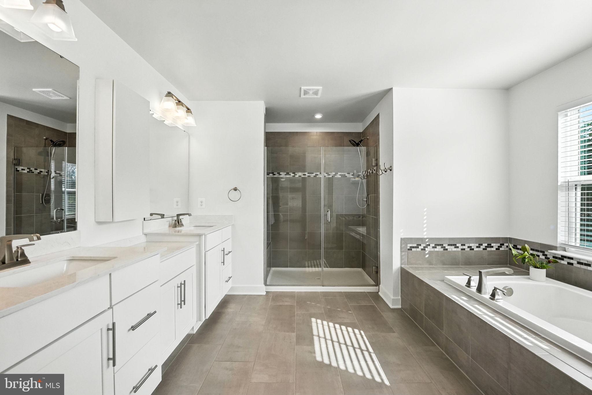 POTOMAC SHORES - Residential