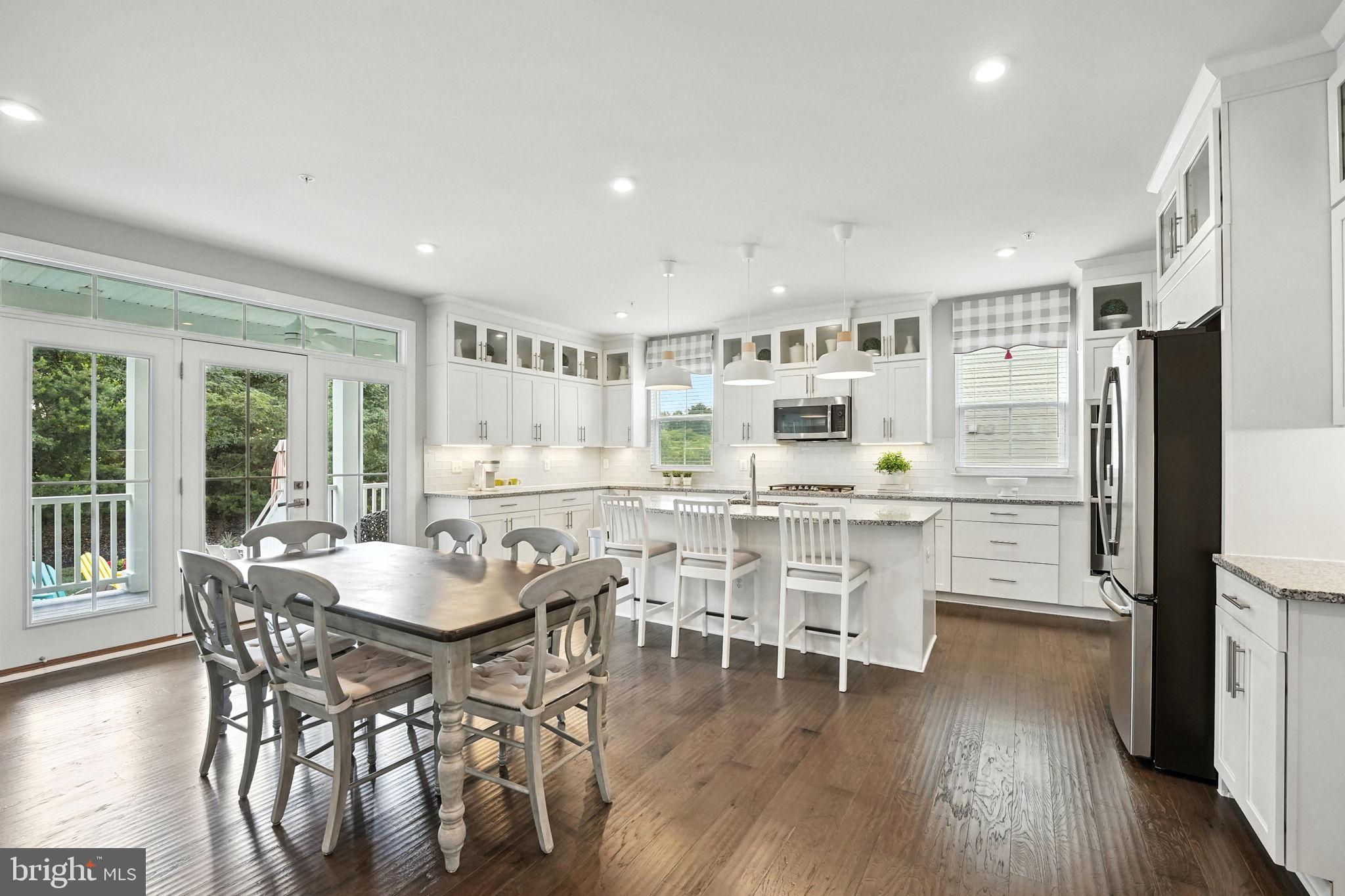 POTOMAC SHORES - Residential