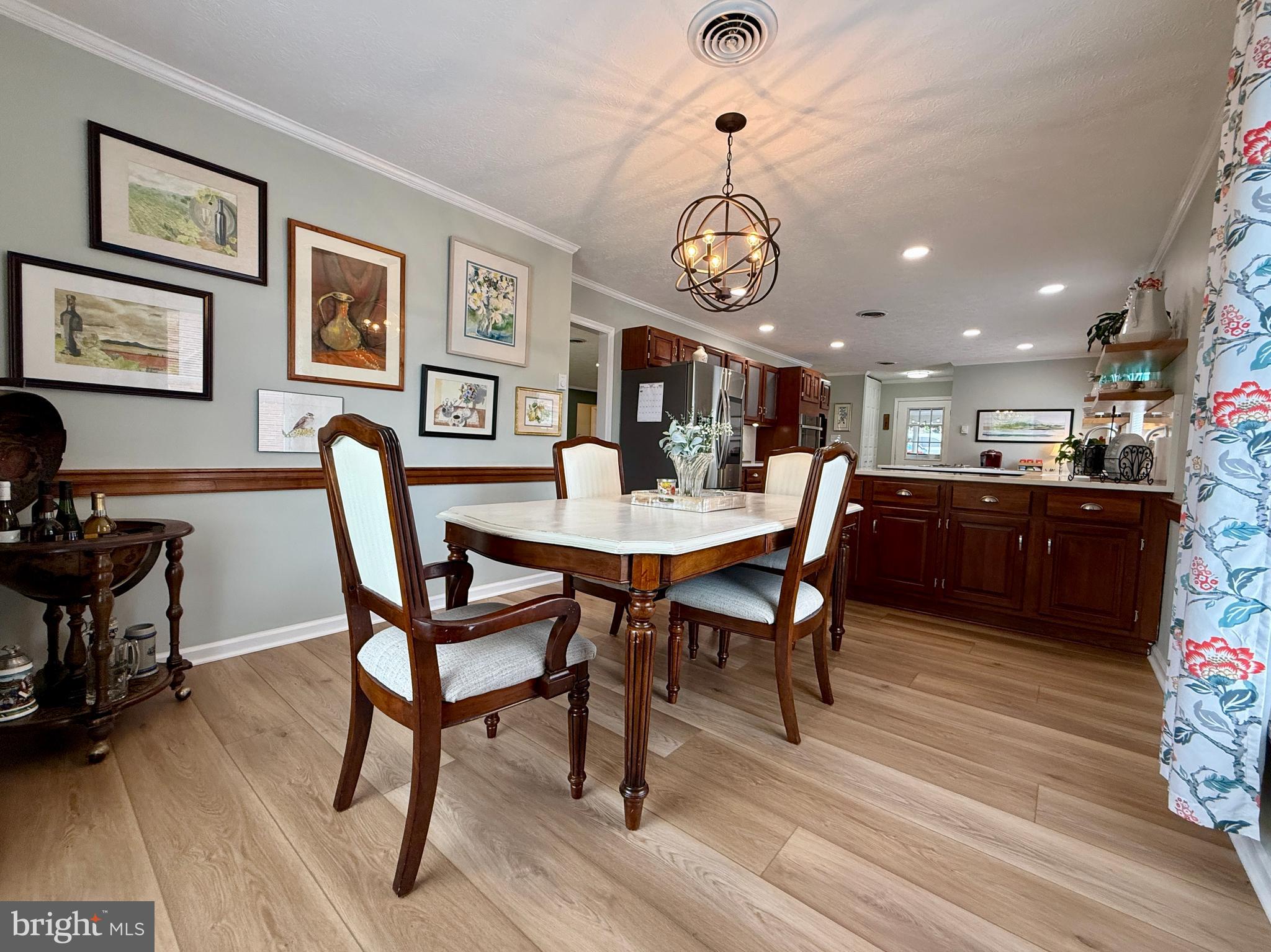 MEADOWBROOK - Residential