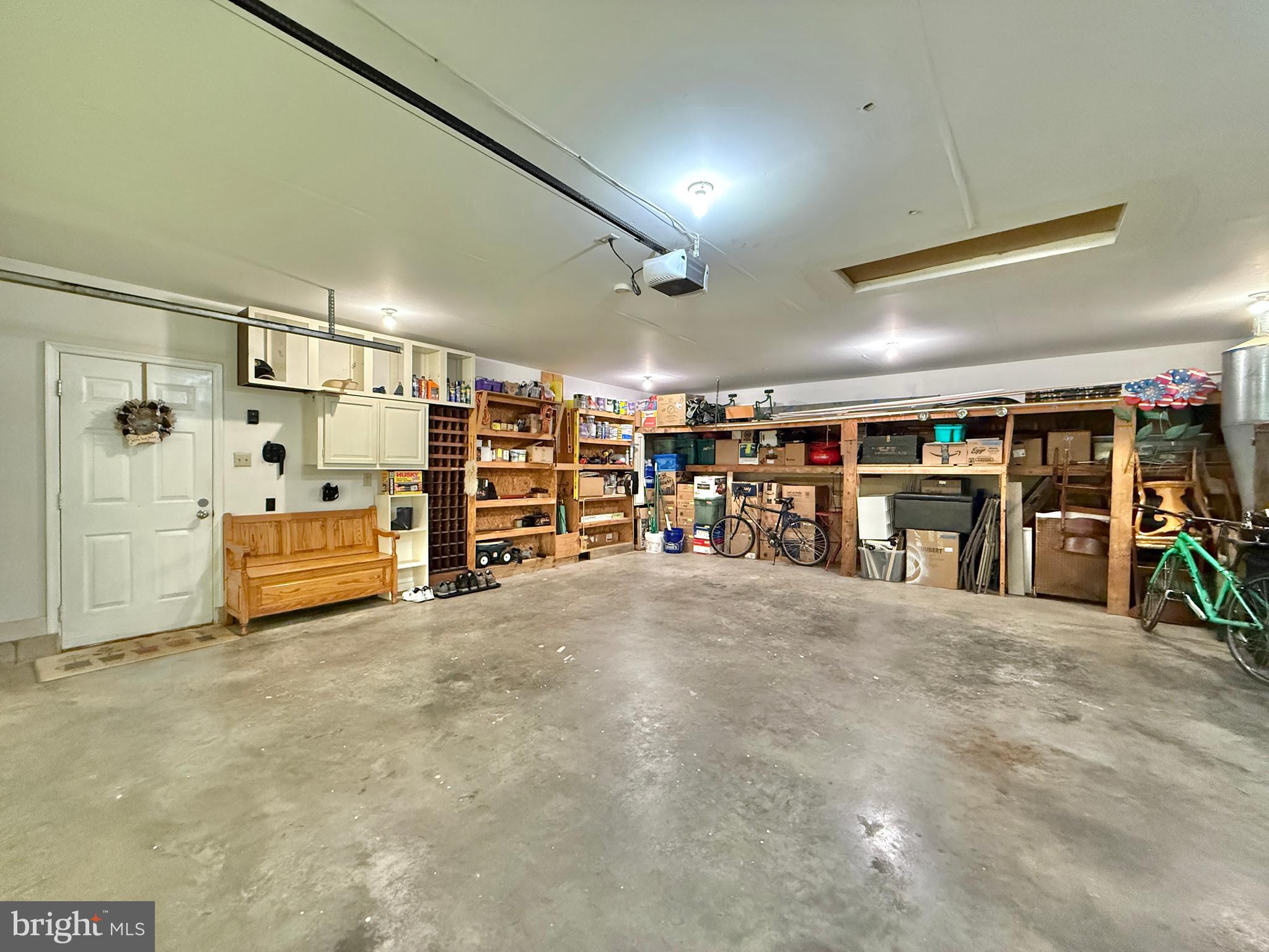 MEADOWBROOK - Residential