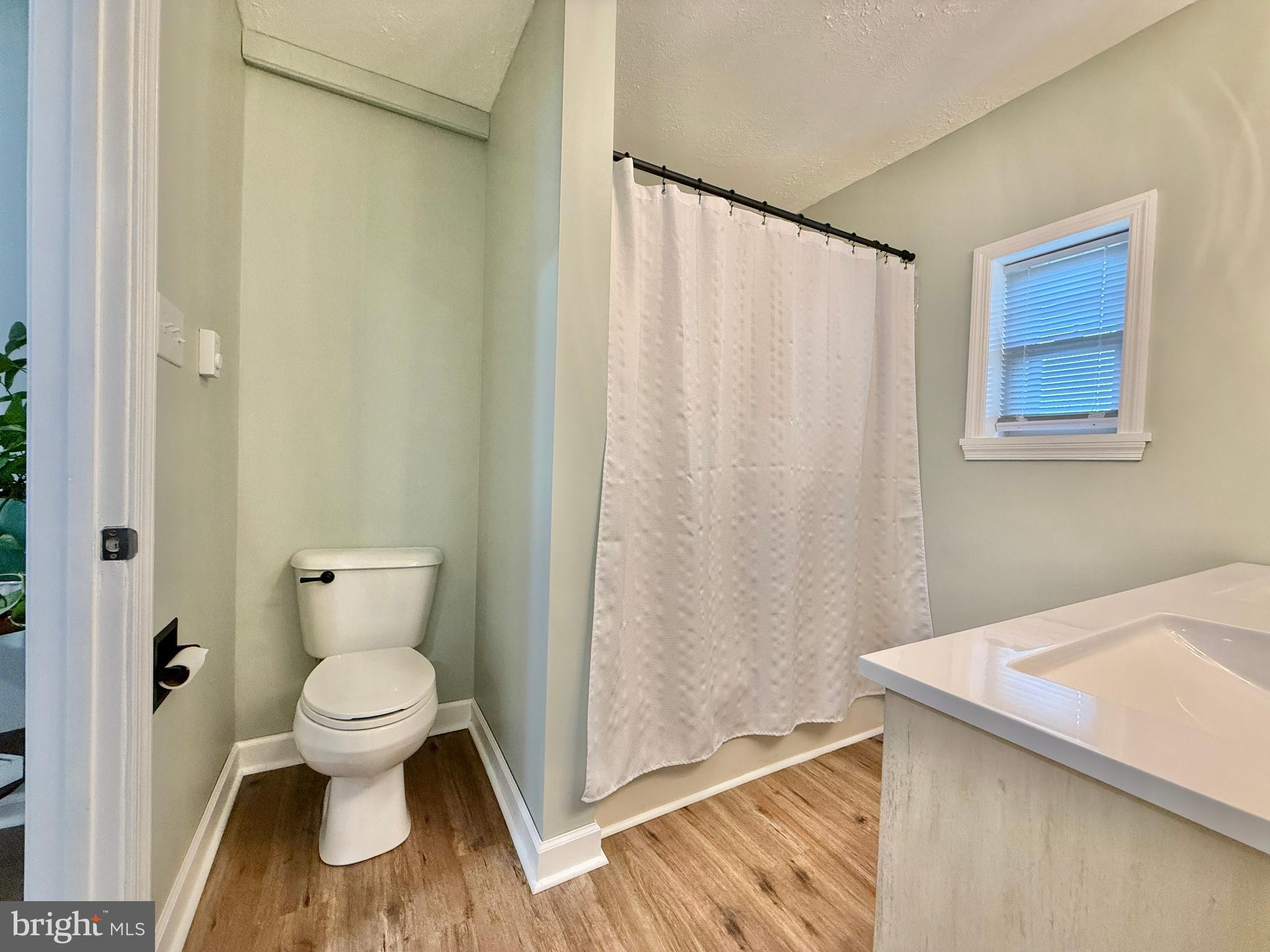 MEADOWBROOK - Residential