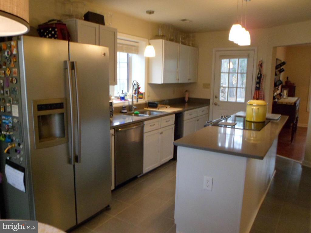 CEDAR COVE - Residential Lease