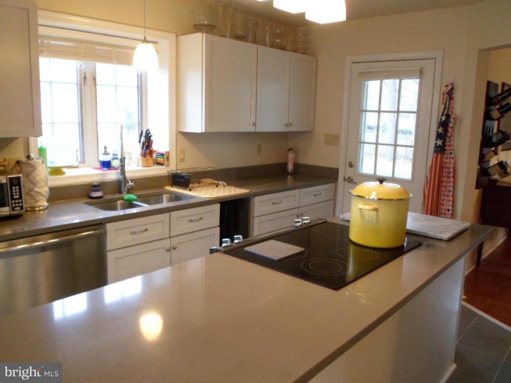 CEDAR COVE - Residential Lease