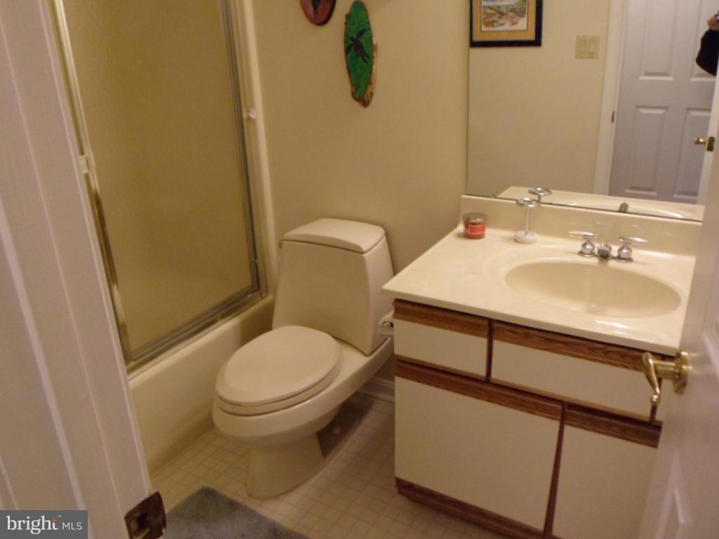 CEDAR COVE - Residential Lease