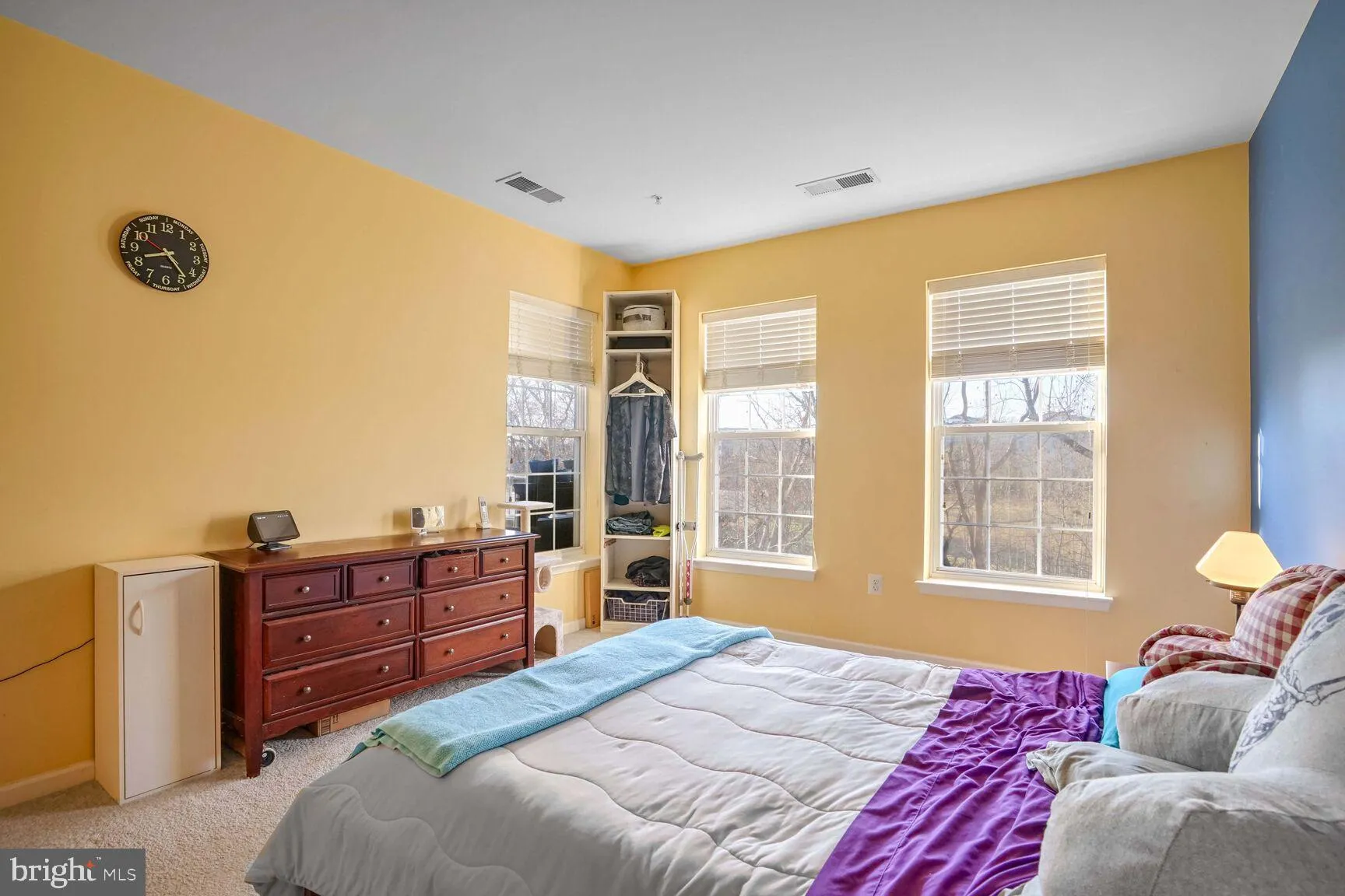 Manassas Park, Virginia 20111, United States, 2 Bedrooms Bedrooms, ,2 BathroomsBathrooms,Residential,Contingent,27318