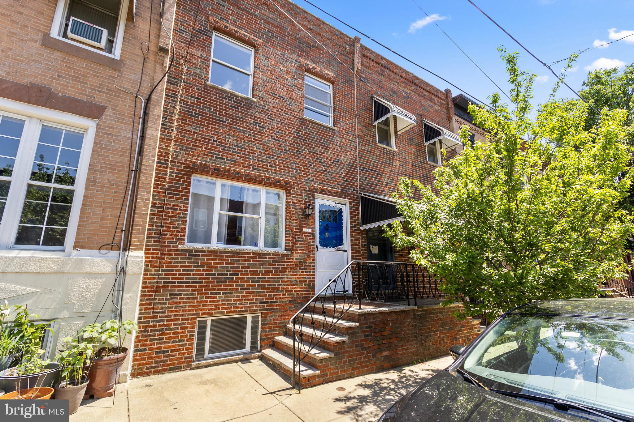1931 S 11TH STREET S