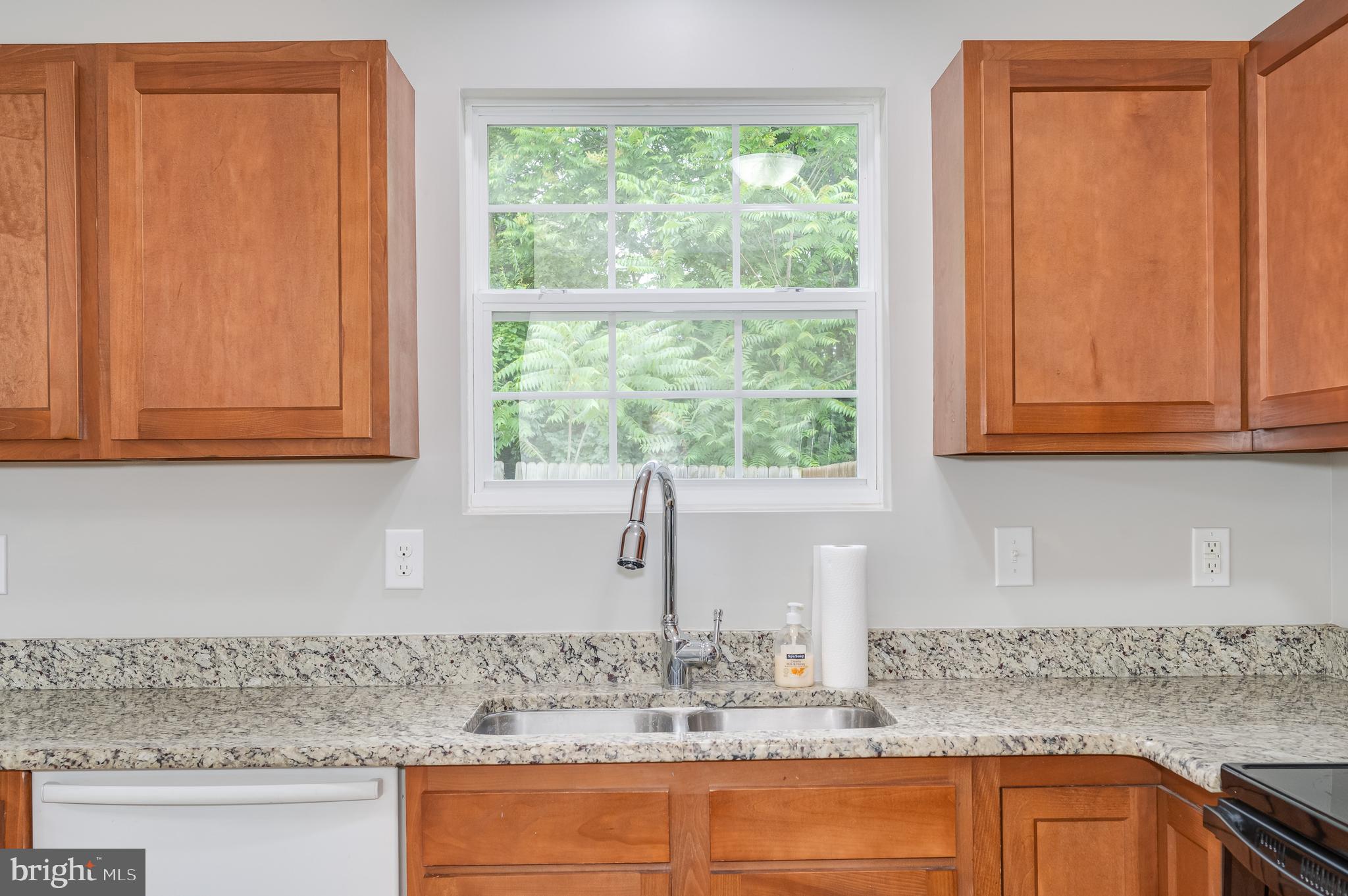 INWOOD VILLAGE - Residential