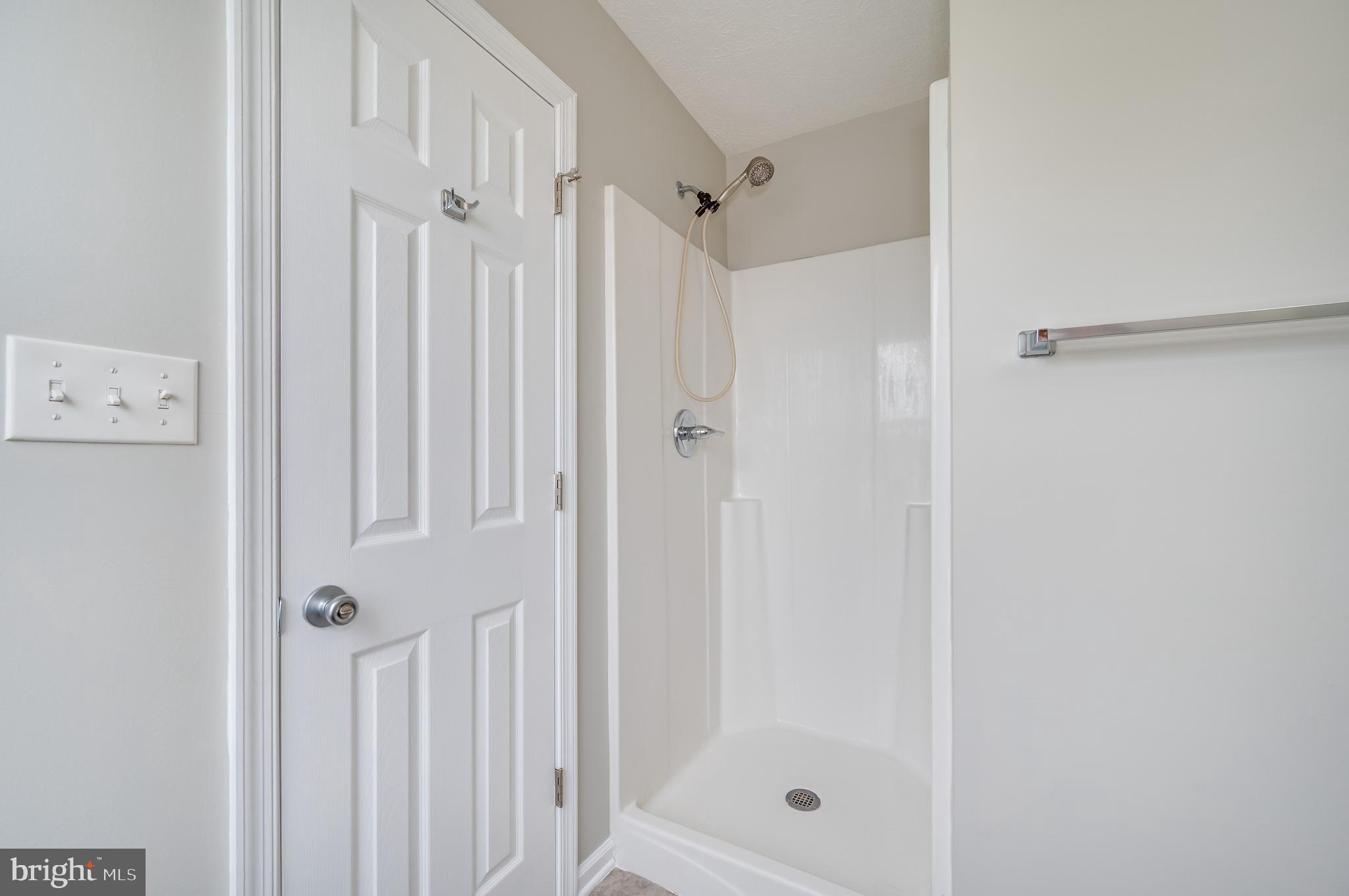 INWOOD VILLAGE - Residential