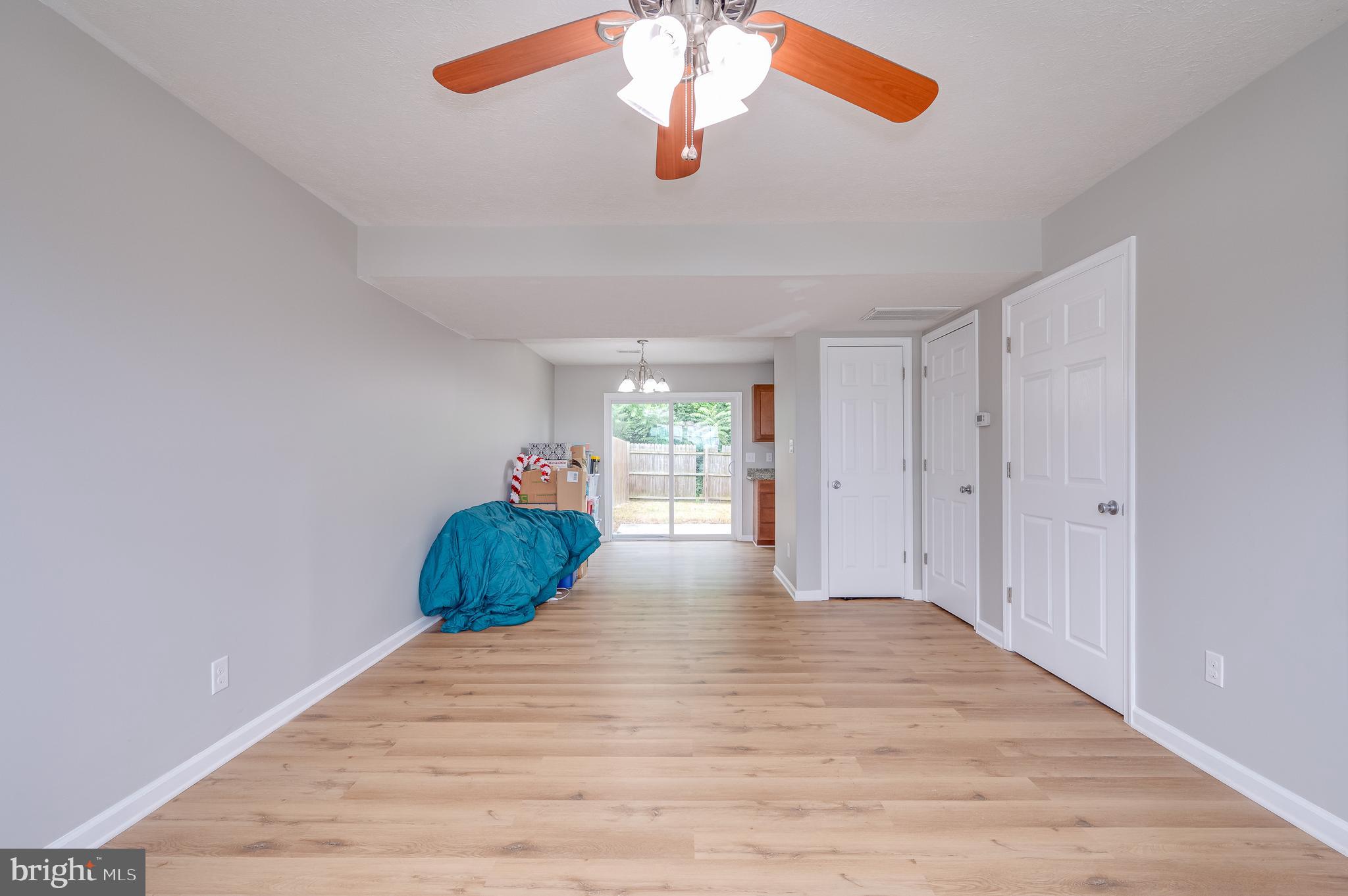 INWOOD VILLAGE - Residential