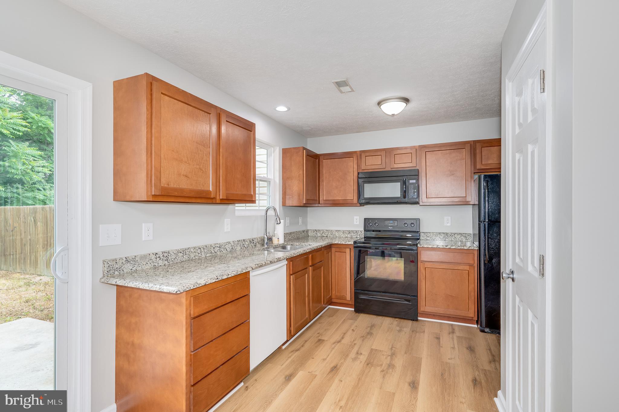 INWOOD VILLAGE - Residential