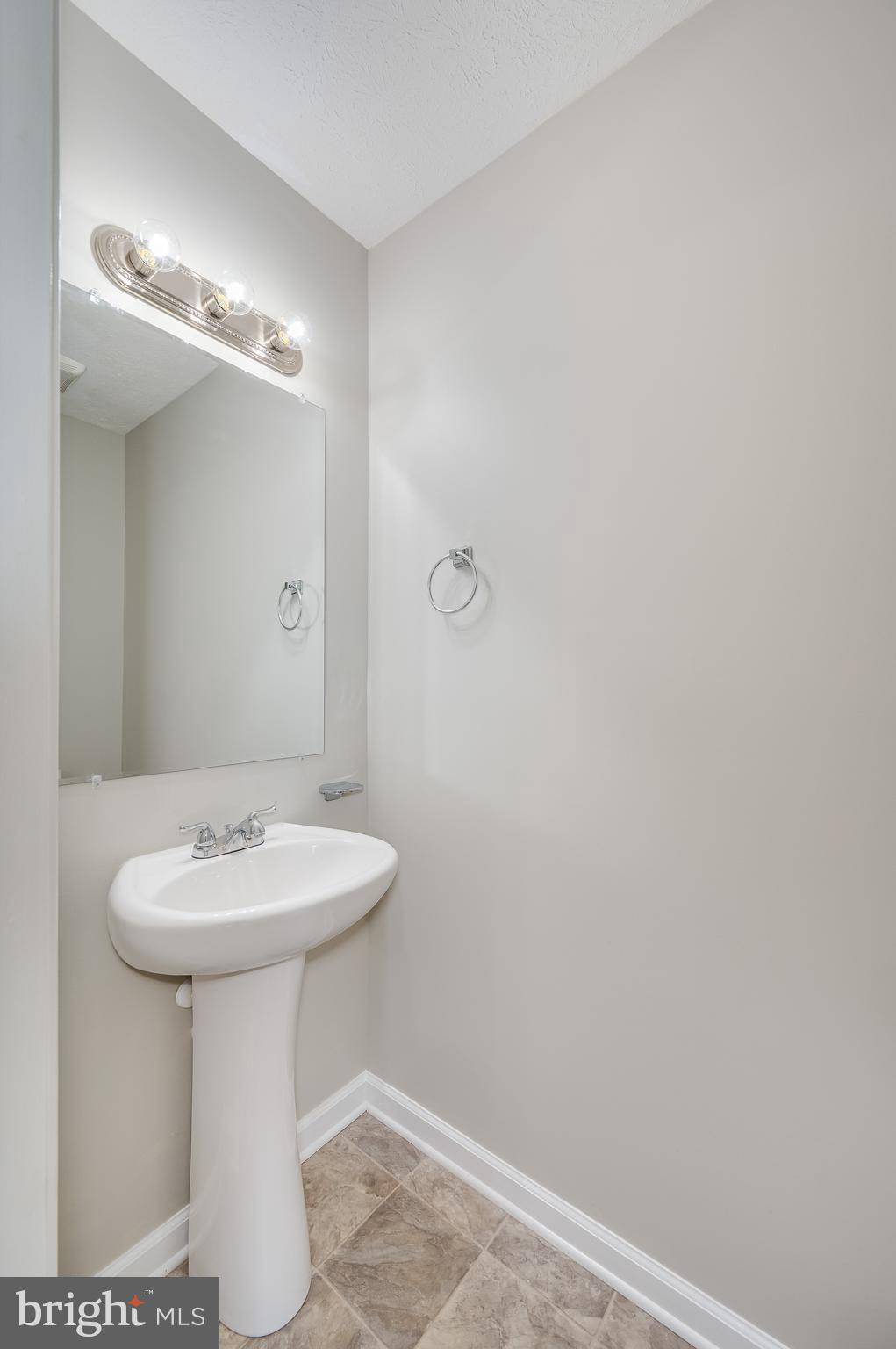 INWOOD VILLAGE - Residential