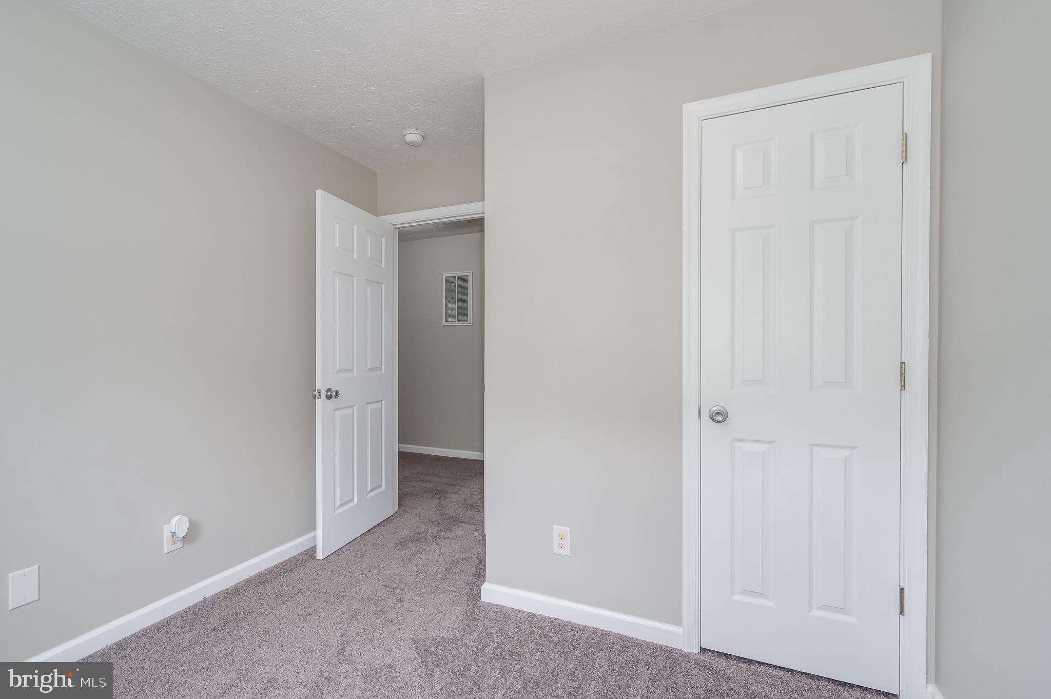 INWOOD VILLAGE - Residential