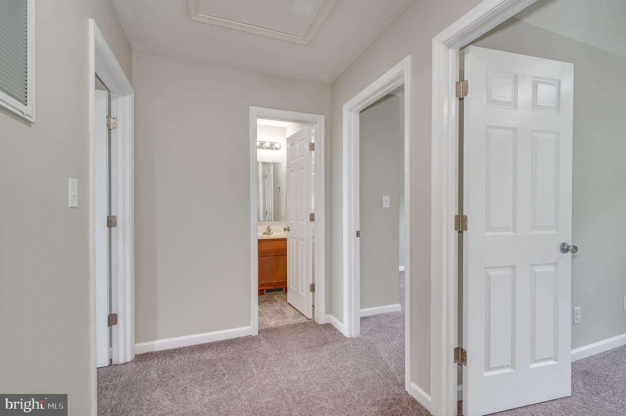 INWOOD VILLAGE - Residential