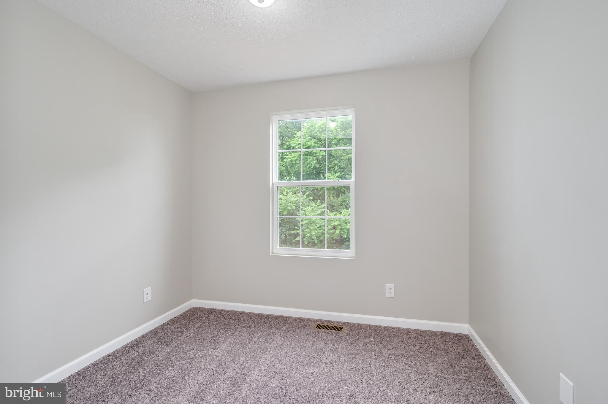 INWOOD VILLAGE - Residential