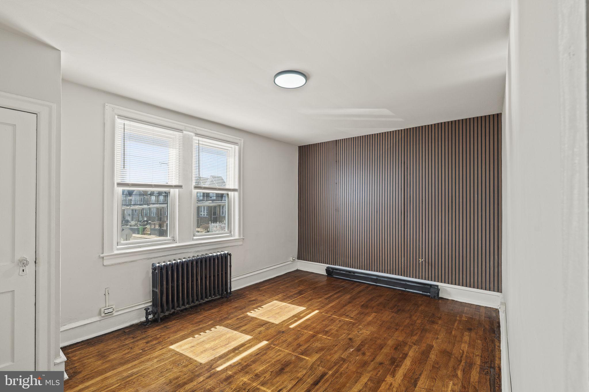 JUNIATA - Commercial Sale