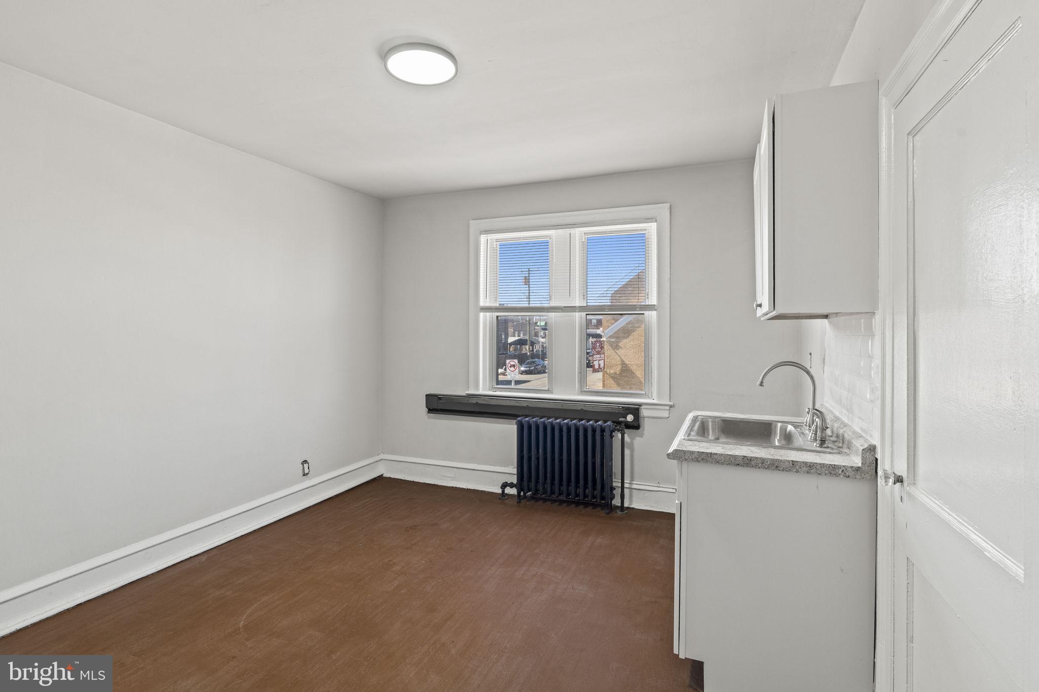 JUNIATA - Commercial Sale