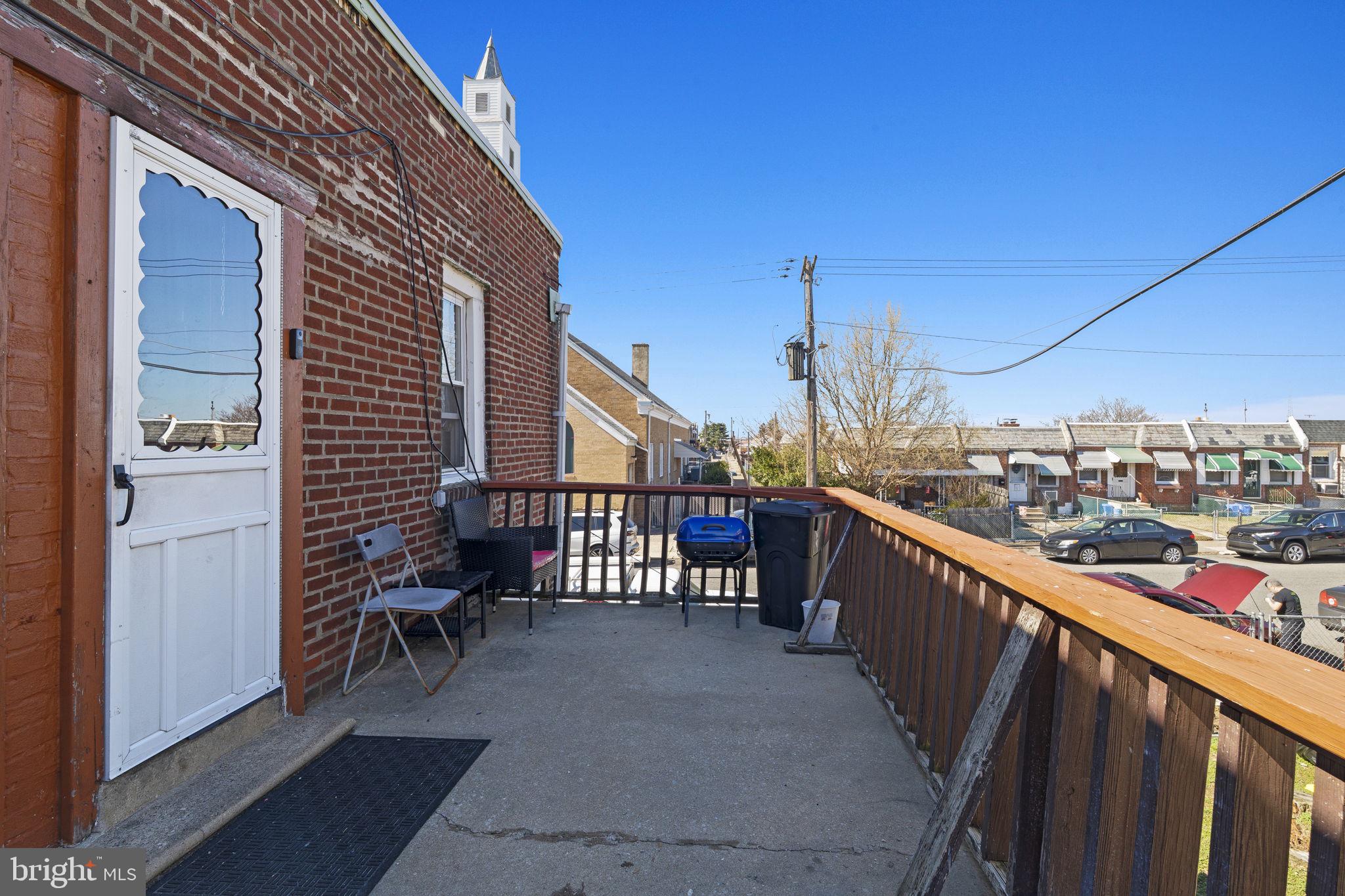 JUNIATA - Commercial Sale