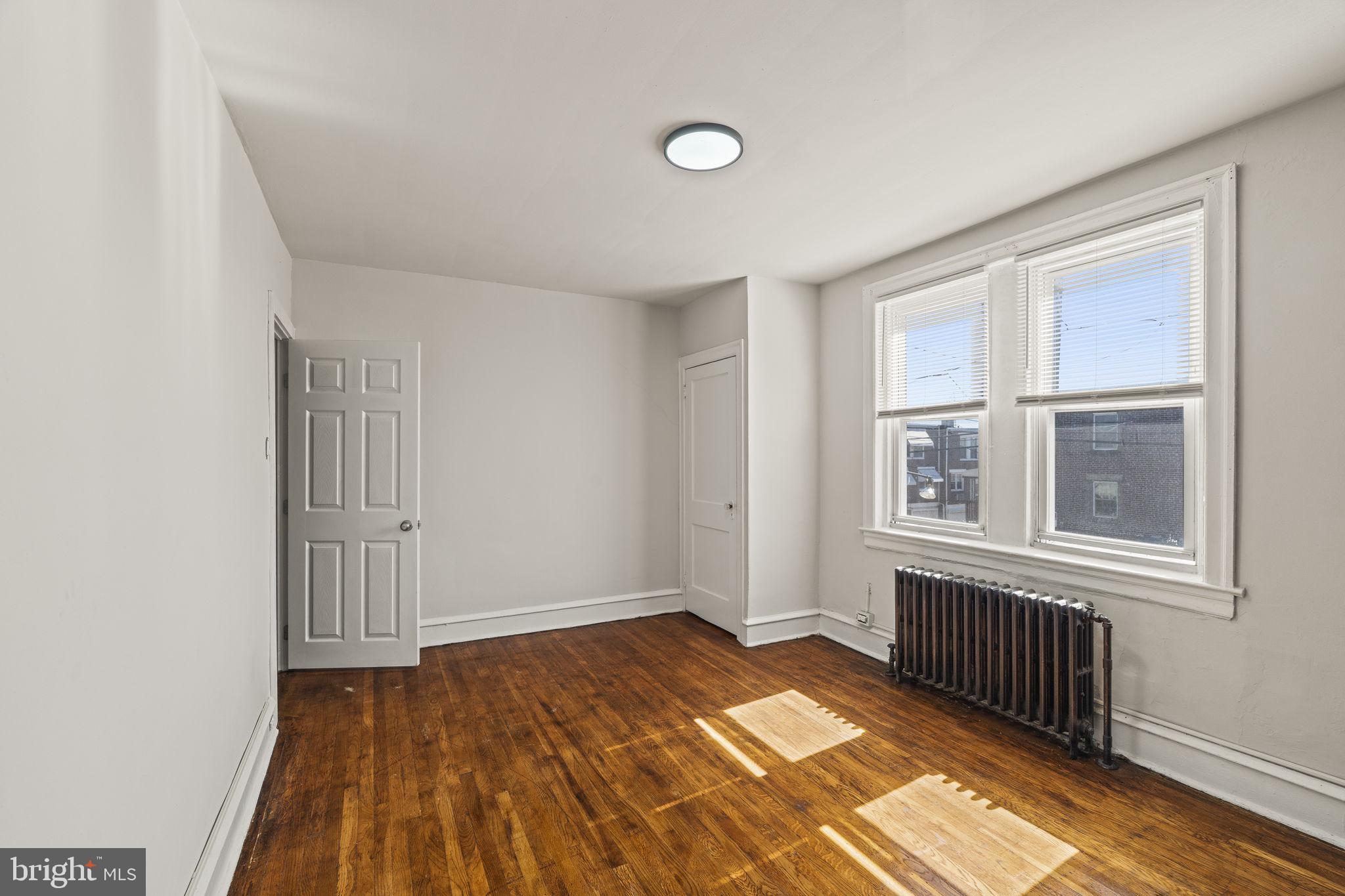 JUNIATA - Commercial Sale