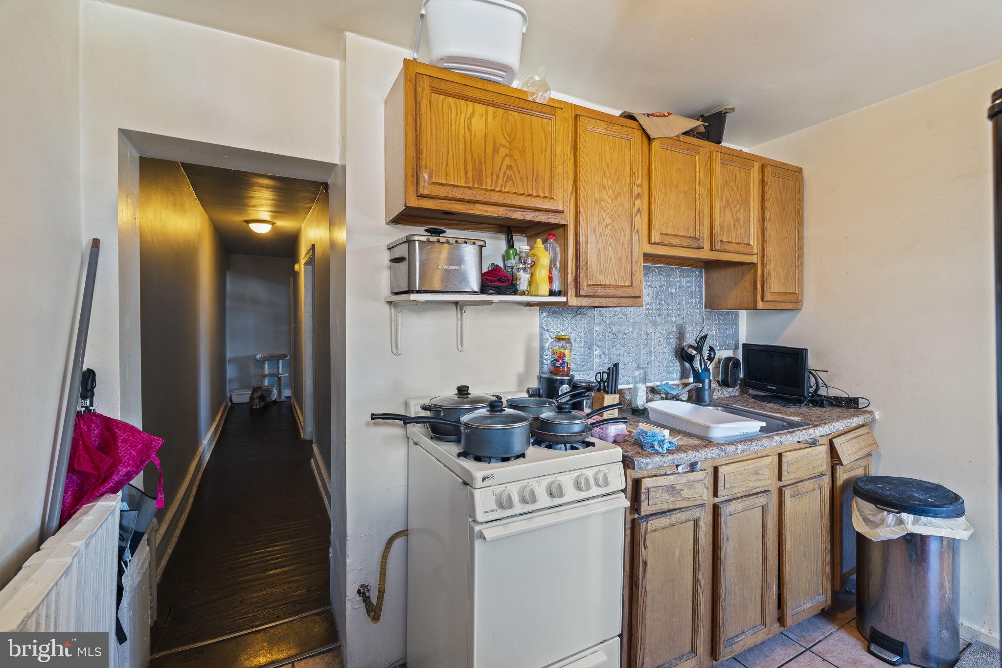 JUNIATA - Commercial Sale